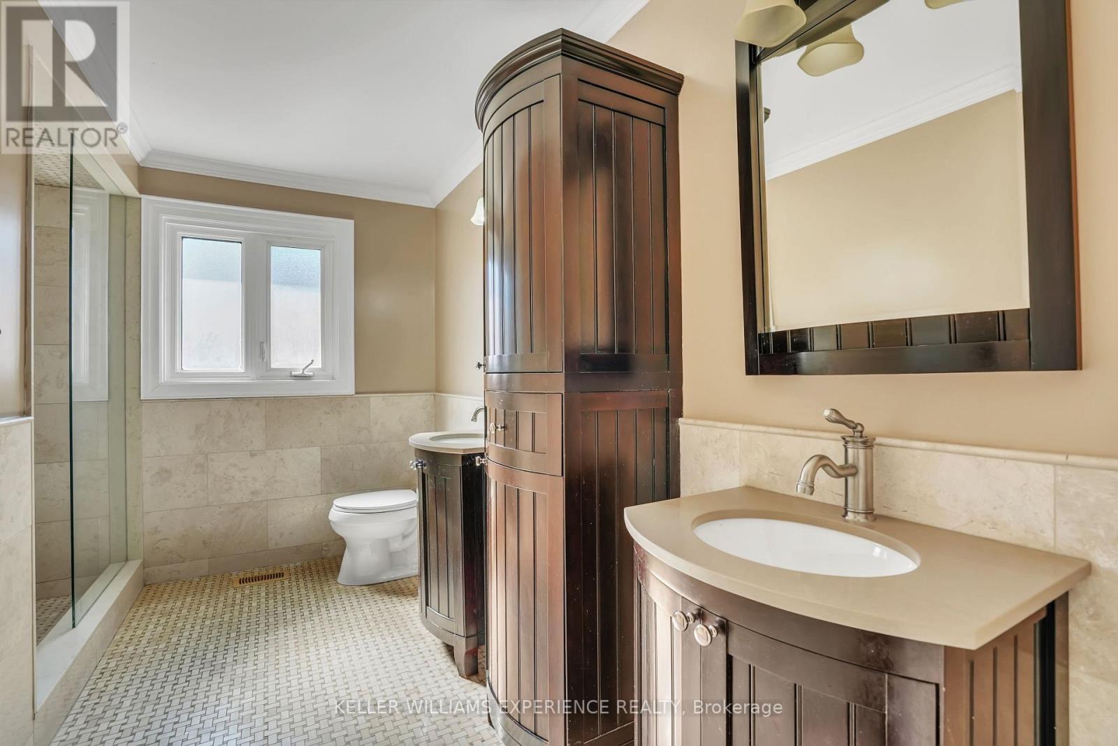 43 Waterhouse Way, Richmond Hill, Ontario  L4C 9H5 - Photo 23 - N12222553
