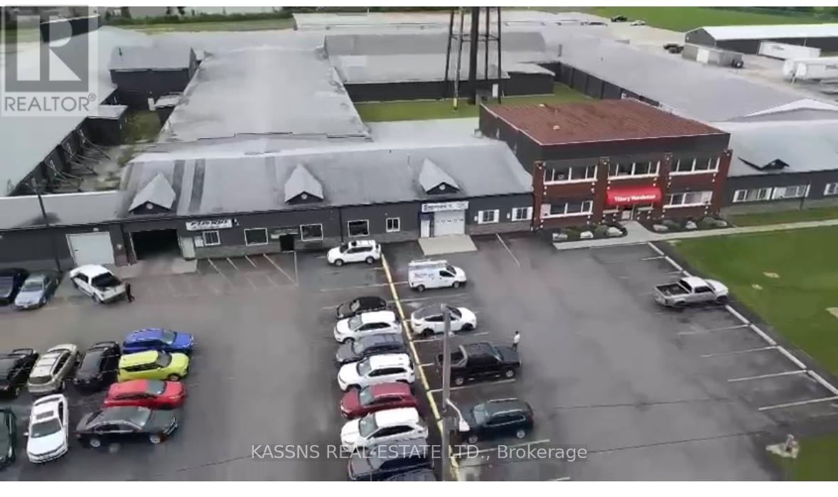 37 Mill Street W, Chatham-Kent, Ontario  N7M 2R3 - Photo 5 - X12360112