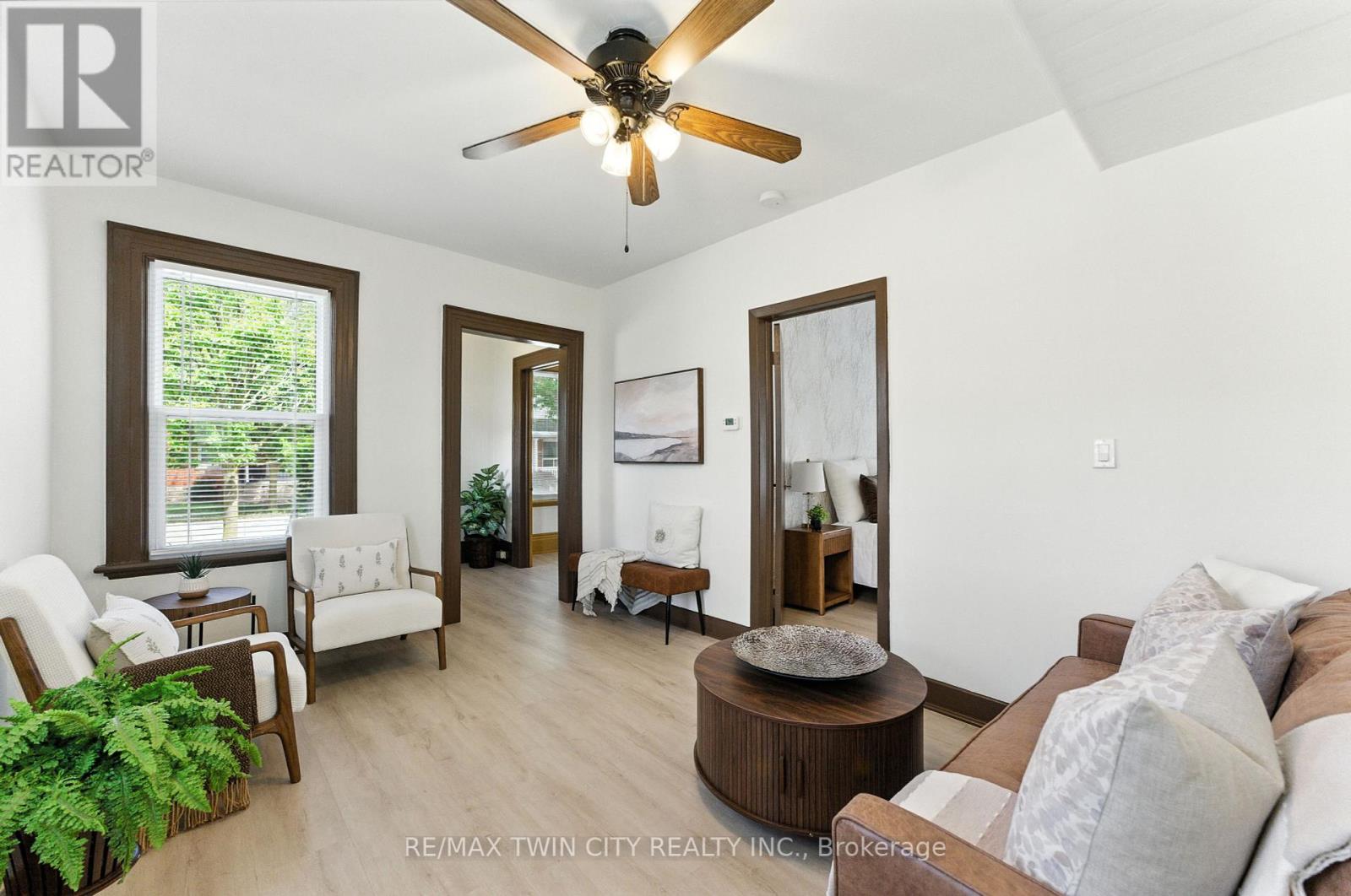 39 Allenby Avenue, Brantford, Ontario  N3S 1R1 - Photo 6 - X12360134