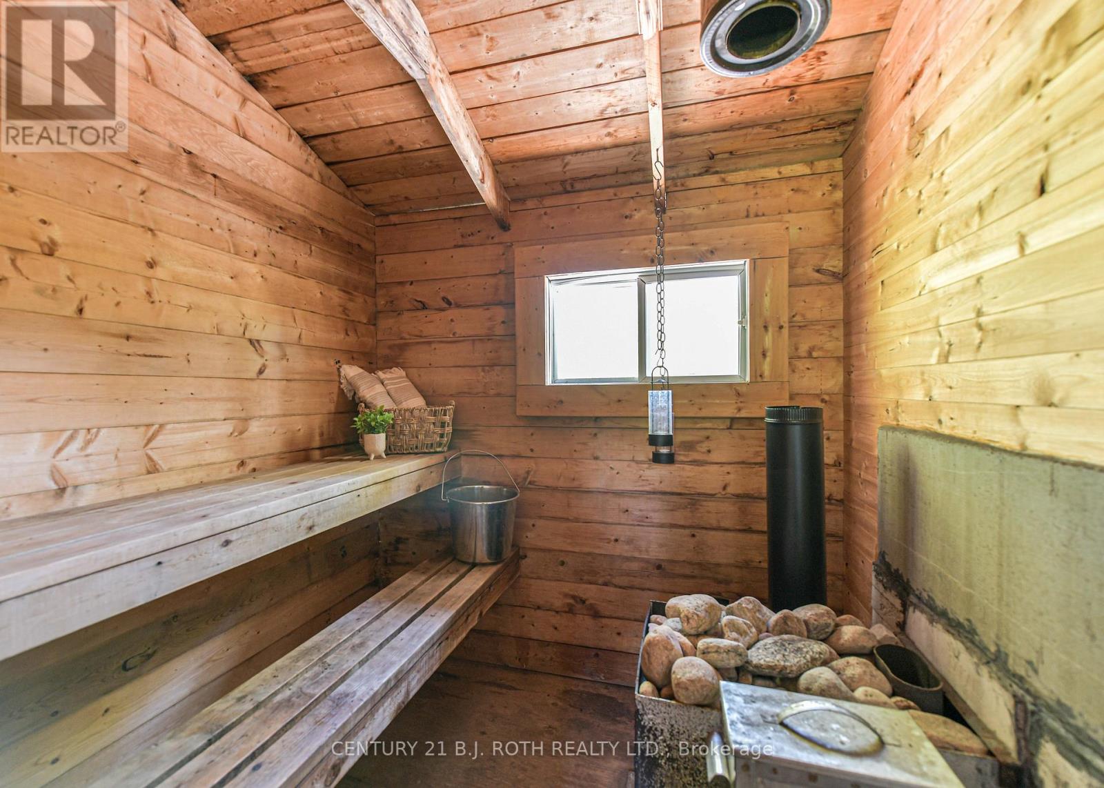 3193 Muskoka Street, Severn, Ontario  L0K 2B0 - Photo 11 - S12356341