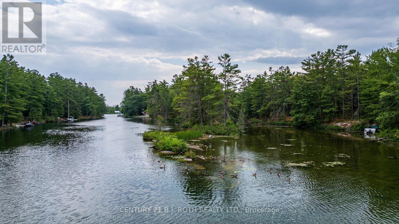 3193 Muskoka Street, Severn, Ontario  L0K 2B0 - Photo 15 - S12356341