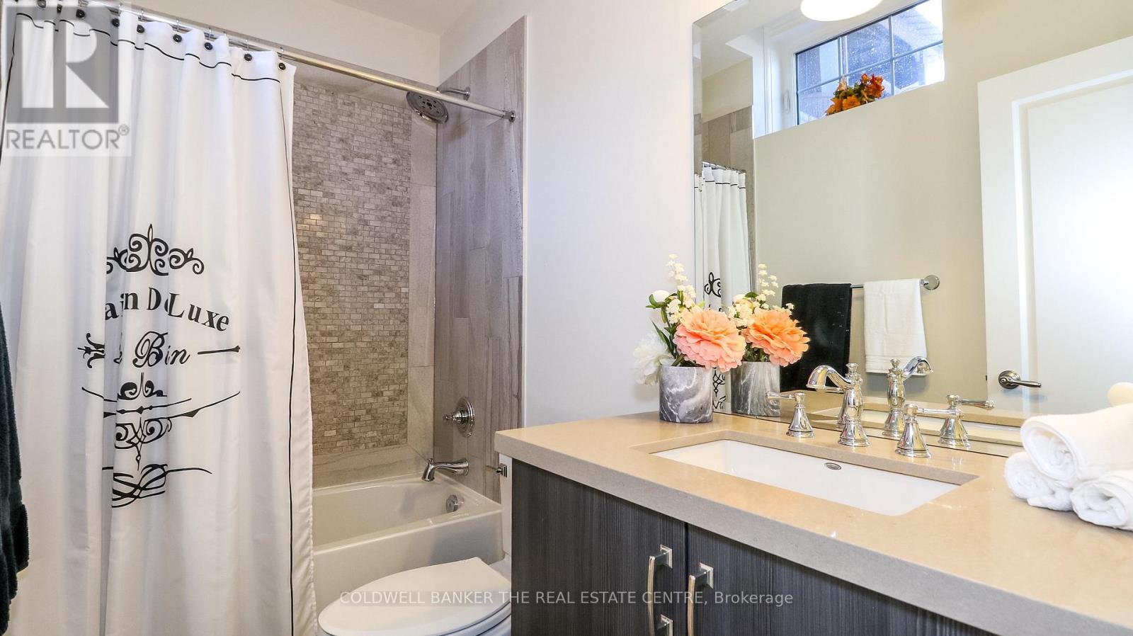 59 Leith Drive, Bradford West Gwillimbury (Bradford), Ontario  L3Z 0V6 - Photo 24 - N12360150