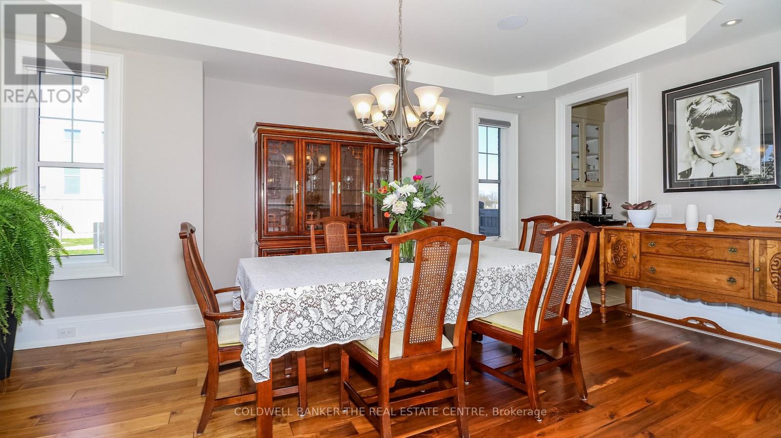 59 Leith Drive, Bradford West Gwillimbury (Bradford), Ontario  L3Z 0V6 - Photo 8 - N12360150