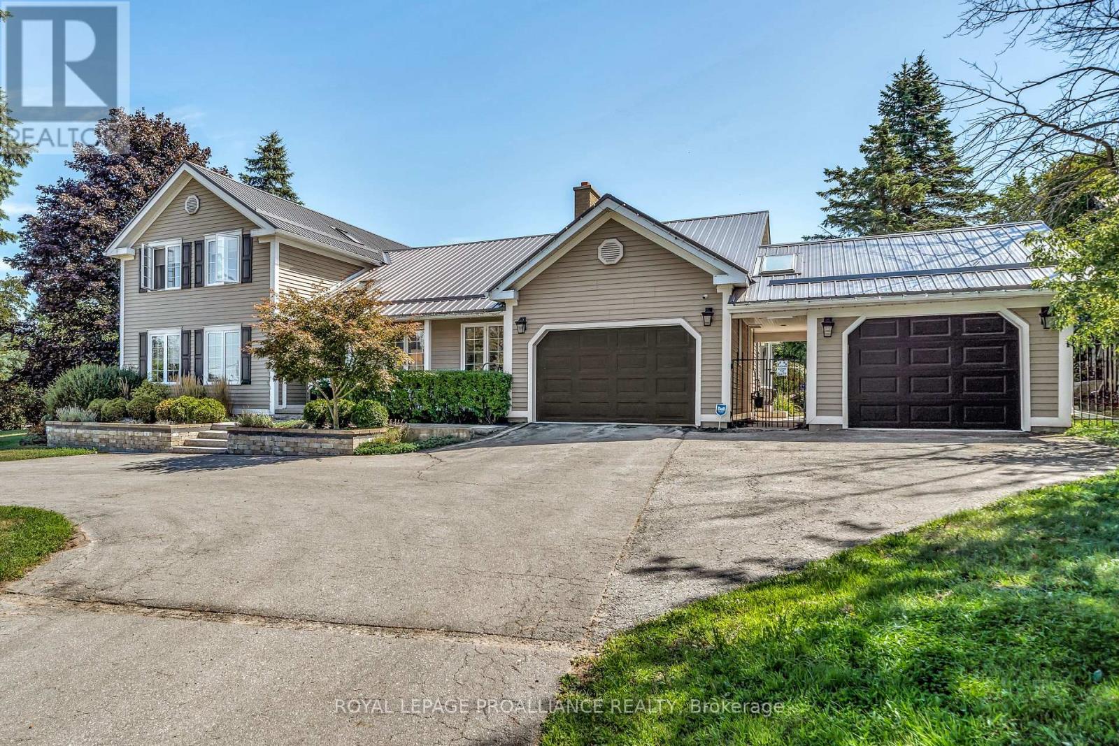 3 Wesley Acres Road, Prince Edward County (Bloomfield Ward), Ontario  K0K 1G0 - Photo 4 - X12360265