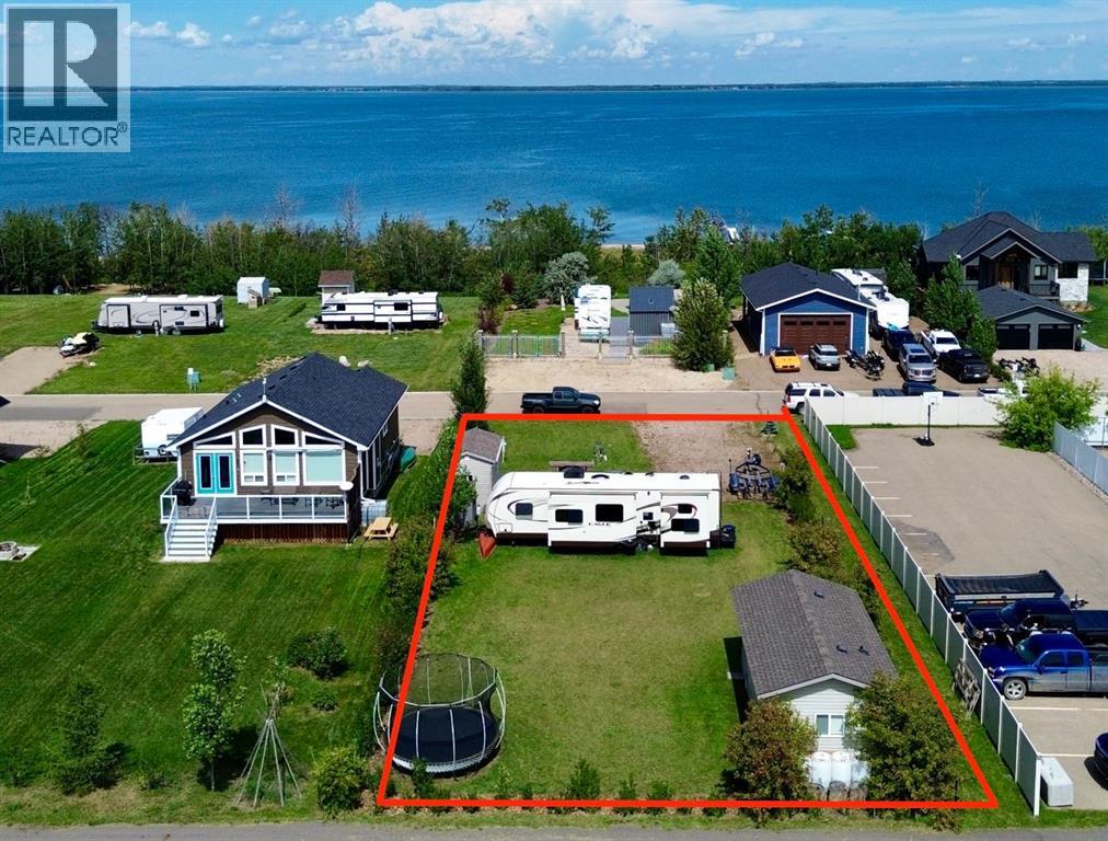 15 Marina Place, Rural Stettler No. 6, Alberta  T0C 3B0 - Photo 1 - A2246172