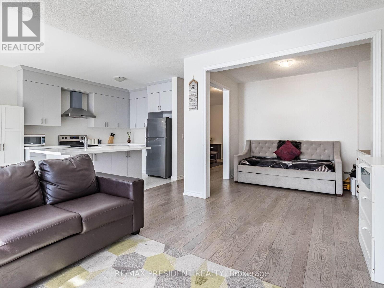 30 Camino Real Drive, Caledon, Ontario  L7C 4L9 - Photo 20 - W12360207