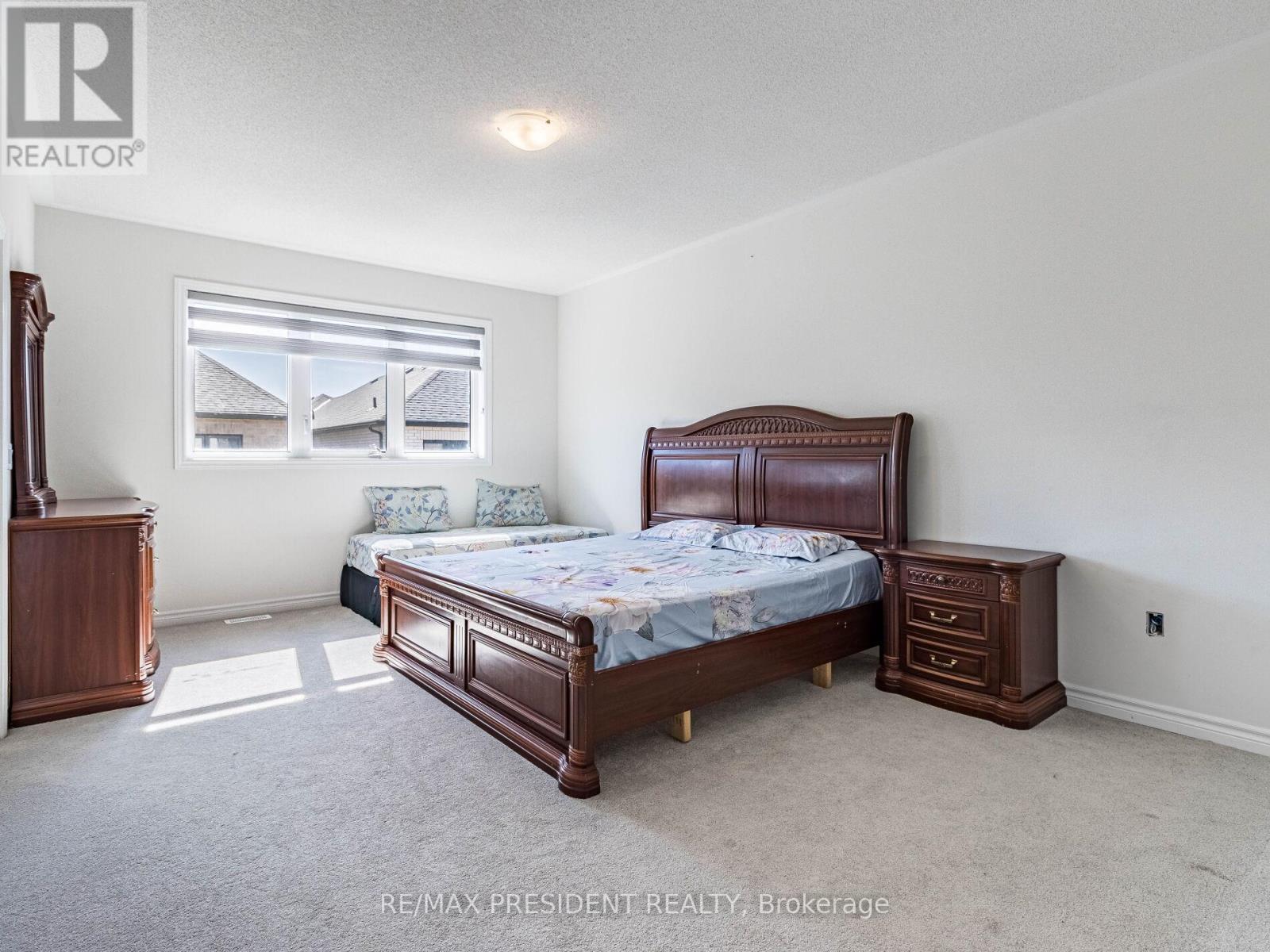 30 Camino Real Drive, Caledon, Ontario  L7C 4L9 - Photo 24 - W12360207