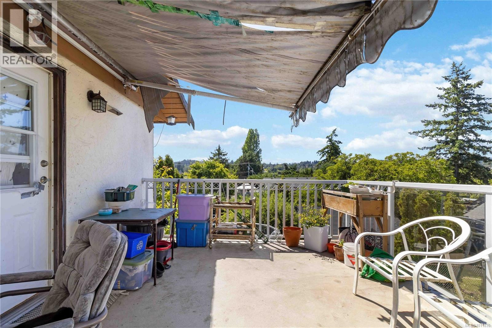 4131 Barrington Rd, Saanich, British Columbia  V8Z 6B4 - Photo 25 - 1011835