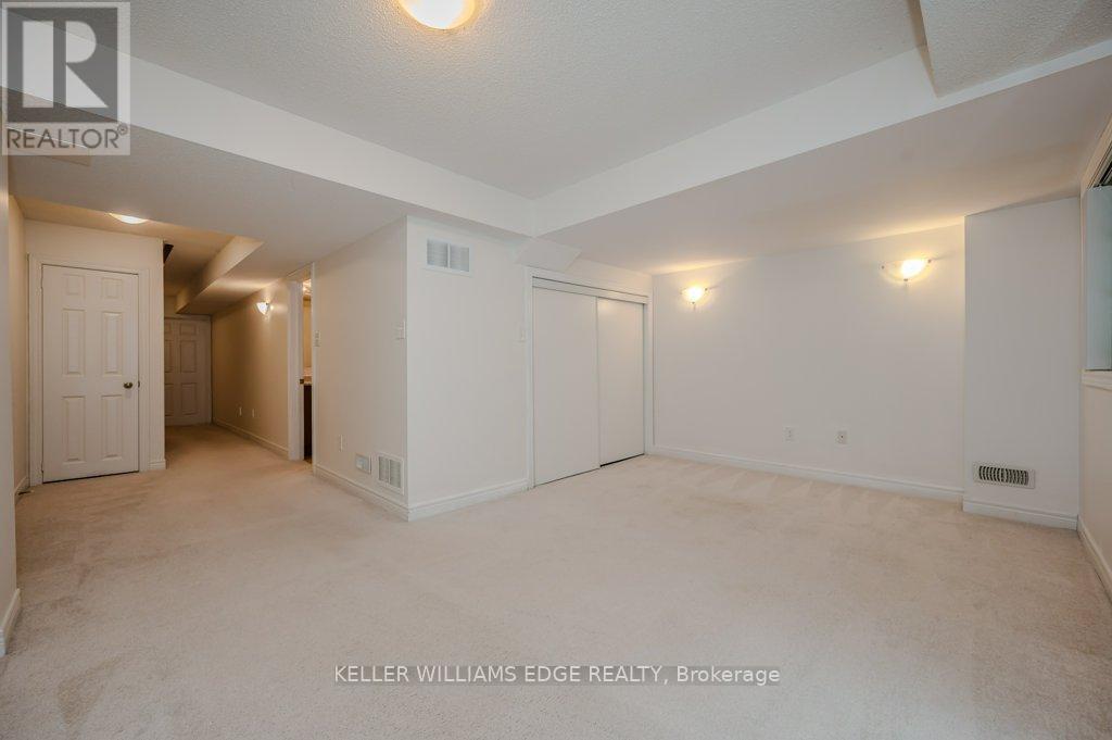30 - 233 Duskywing Way, Oakville, Ontario  L6L 0C5 - Photo 24 - W12346046