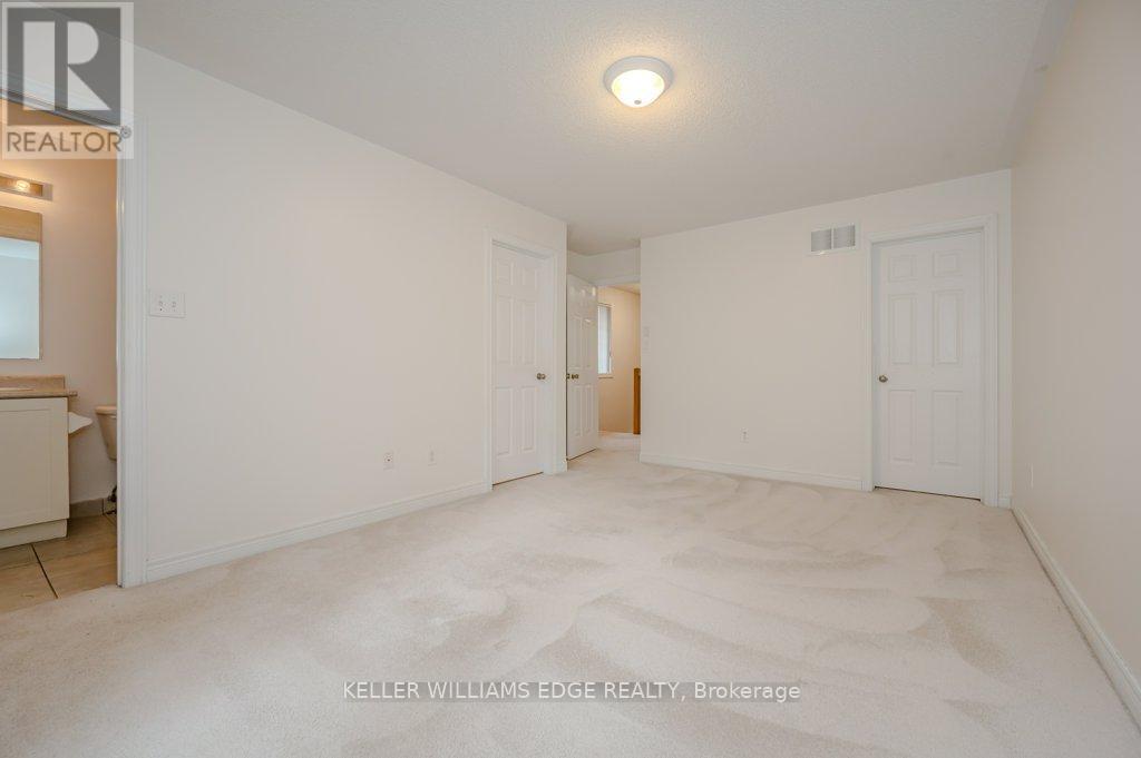 30 - 233 Duskywing Way, Oakville, Ontario  L6L 0C5 - Photo 14 - W12346046