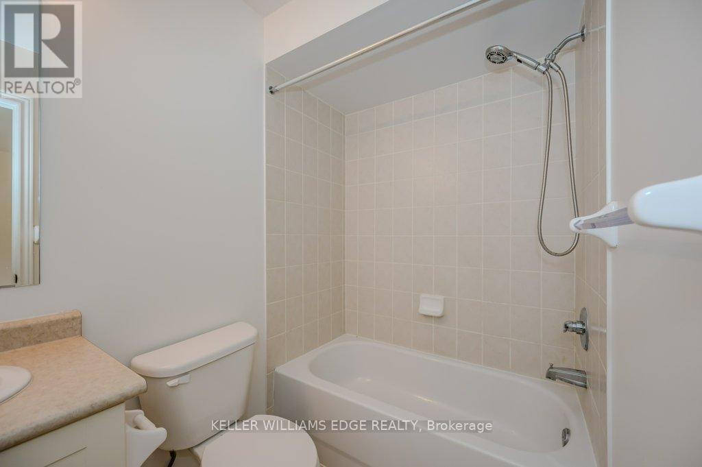 30 - 233 Duskywing Way, Oakville, Ontario  L6L 0C5 - Photo 16 - W12346046