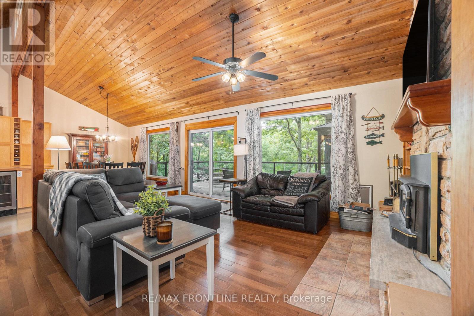 133 Miners Point Road, Tay Valley, Ontario  K7H 3C5 - Photo 11 - X12360270