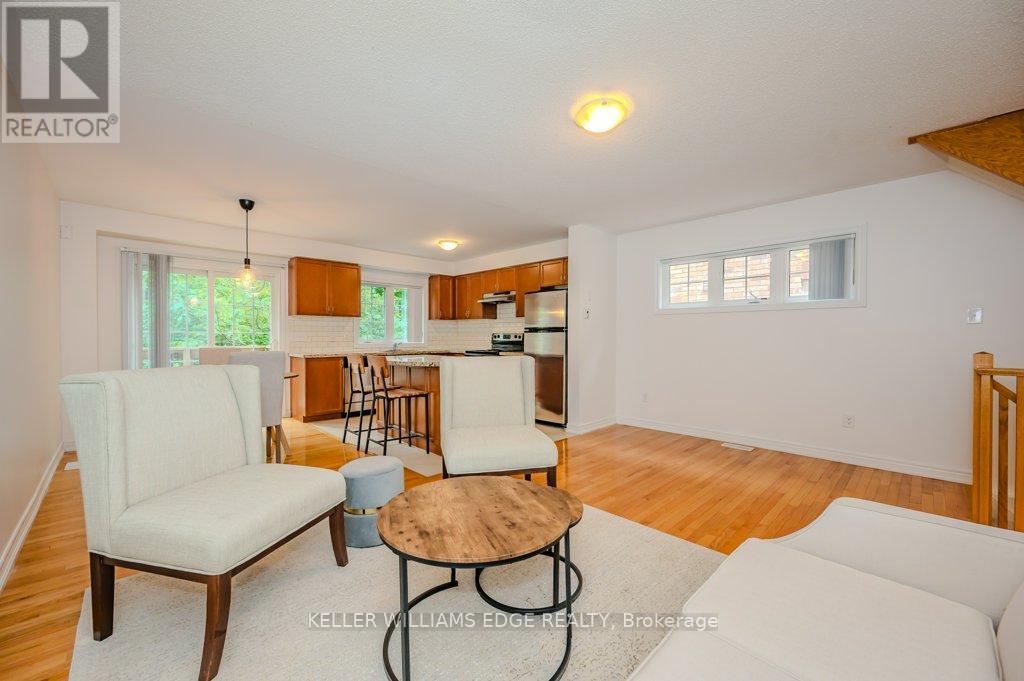 30 - 233 Duskywing Way, Oakville, Ontario  L6L 0C5 - Photo 3 - W12346046