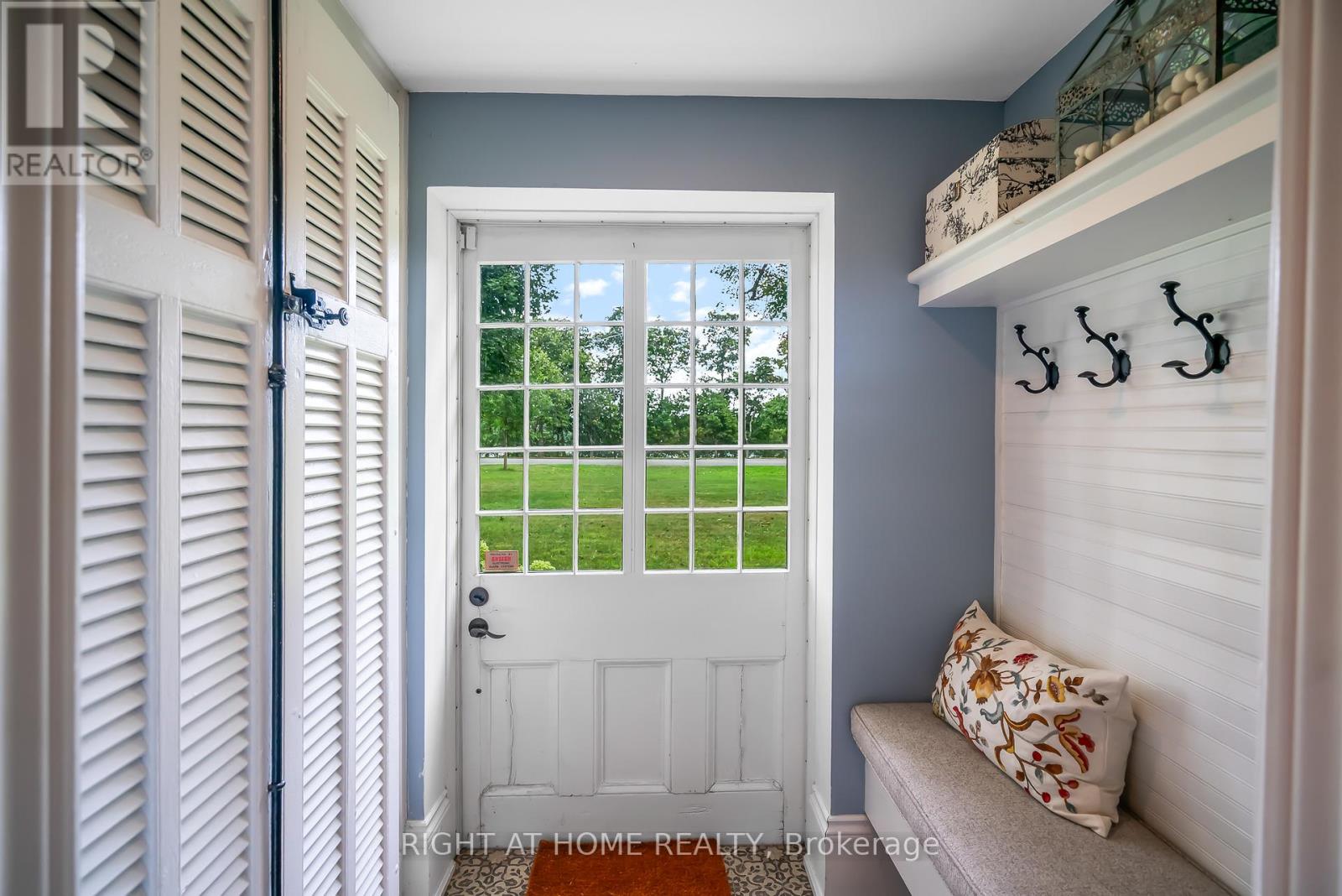 14894 Niagara River Parkway, Niagara-On-The-Lake, Ontario  L0S 1J0 - Photo 12 - X12360174