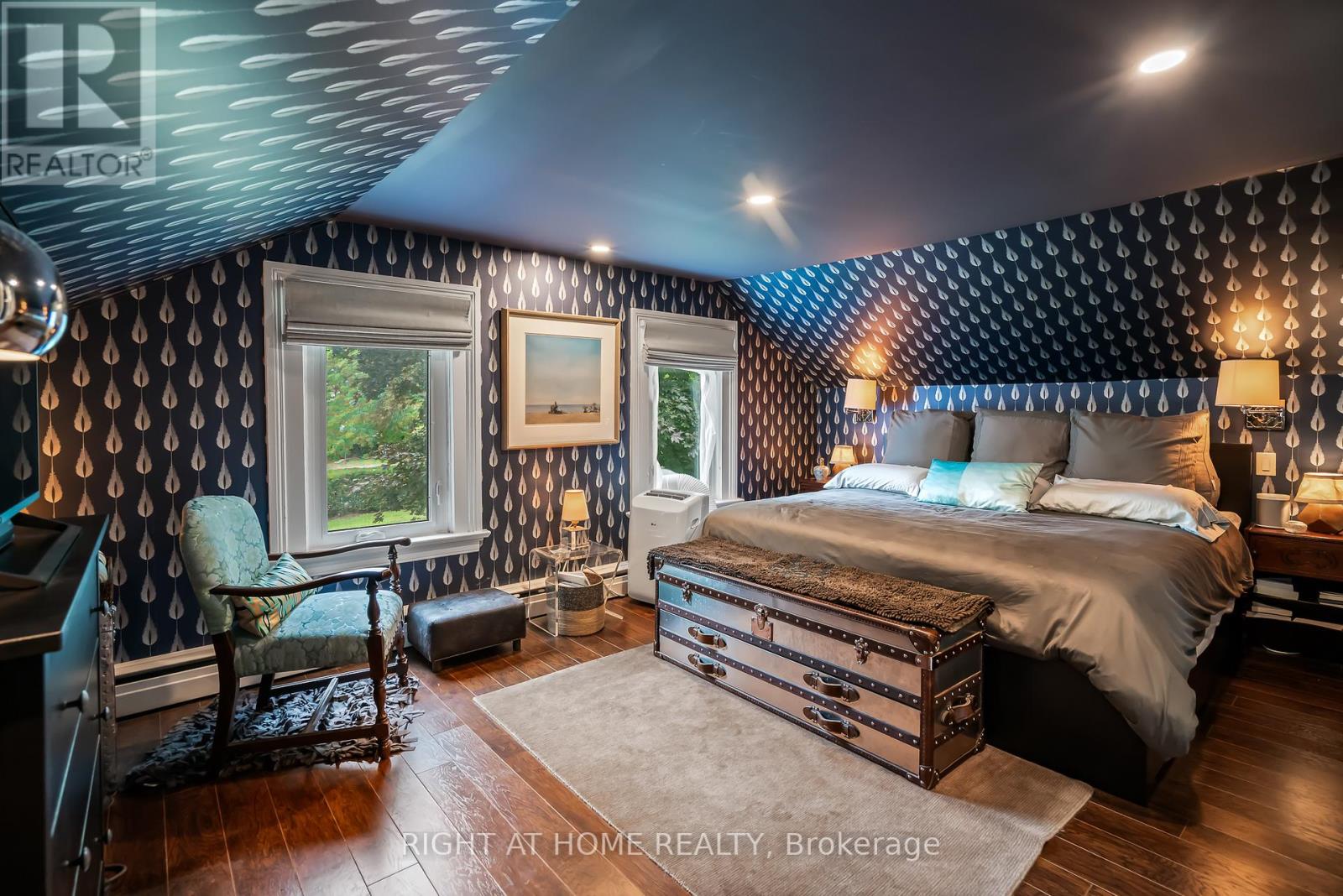 14894 Niagara River Parkway, Niagara-On-The-Lake, Ontario  L0S 1J0 - Photo 29 - X12360174