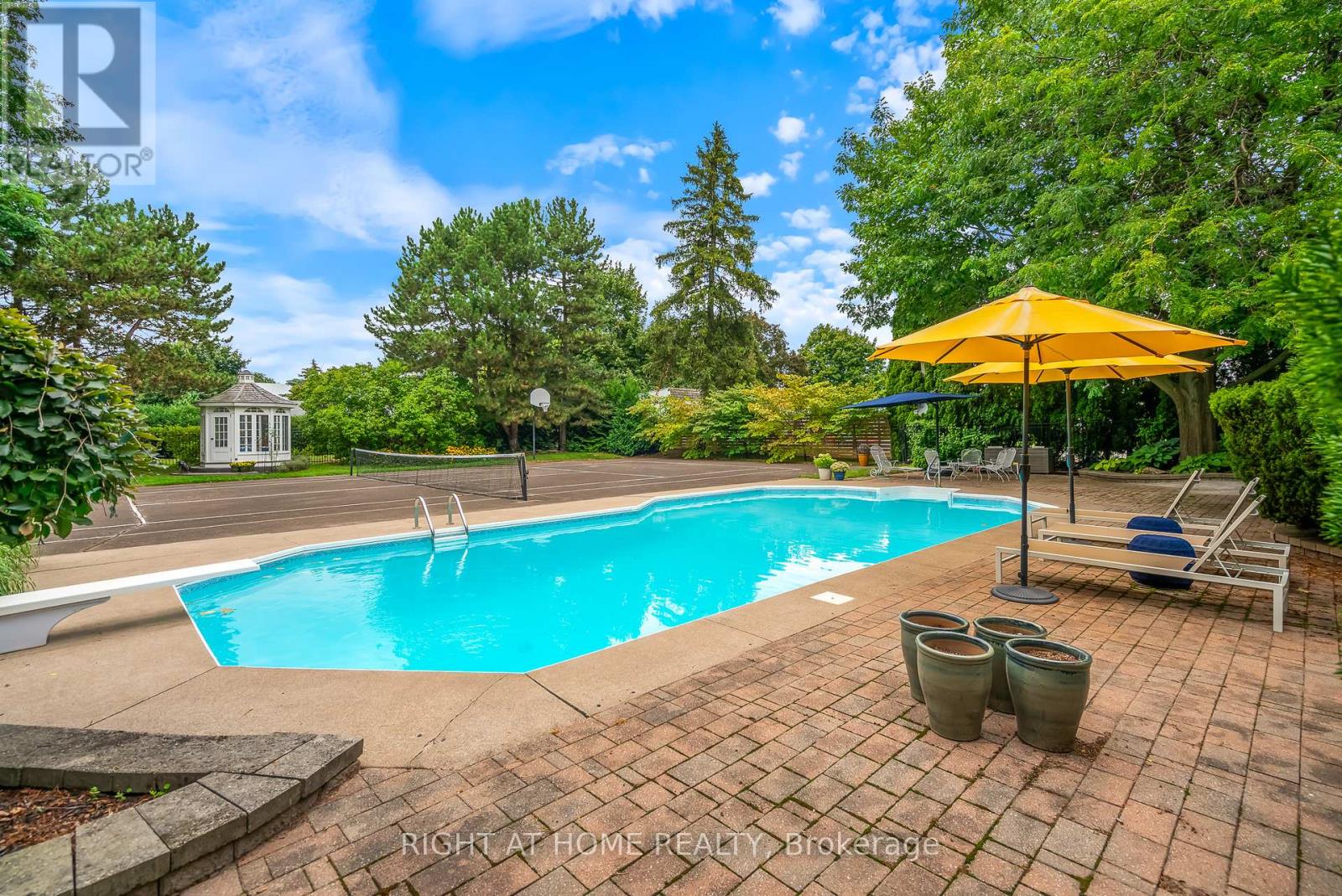 14894 Niagara River Parkway, Niagara-On-The-Lake, Ontario  L0S 1J0 - Photo 42 - X12360174