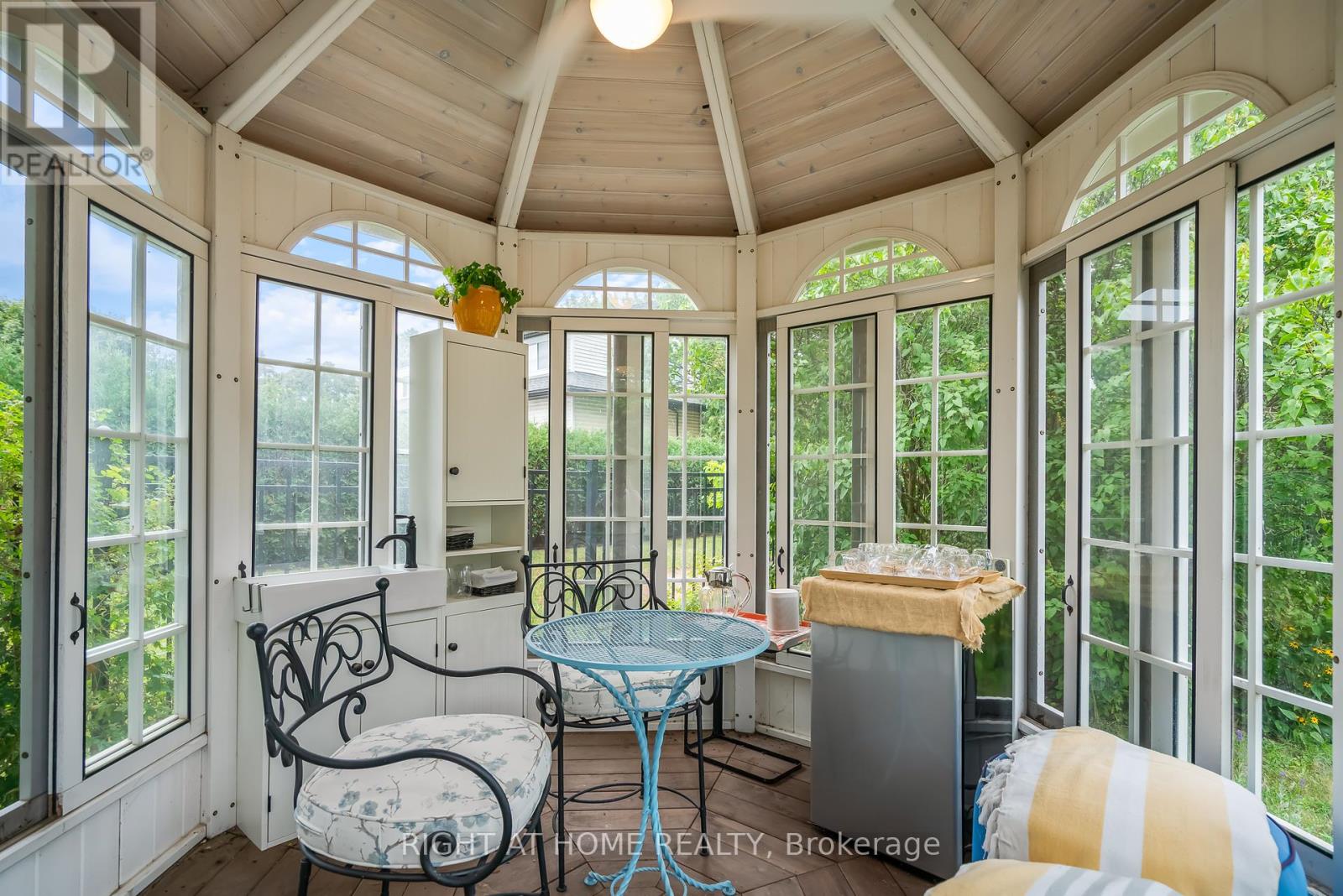 Property at 14894 NIAGARA RIVER PARKWAY image 5