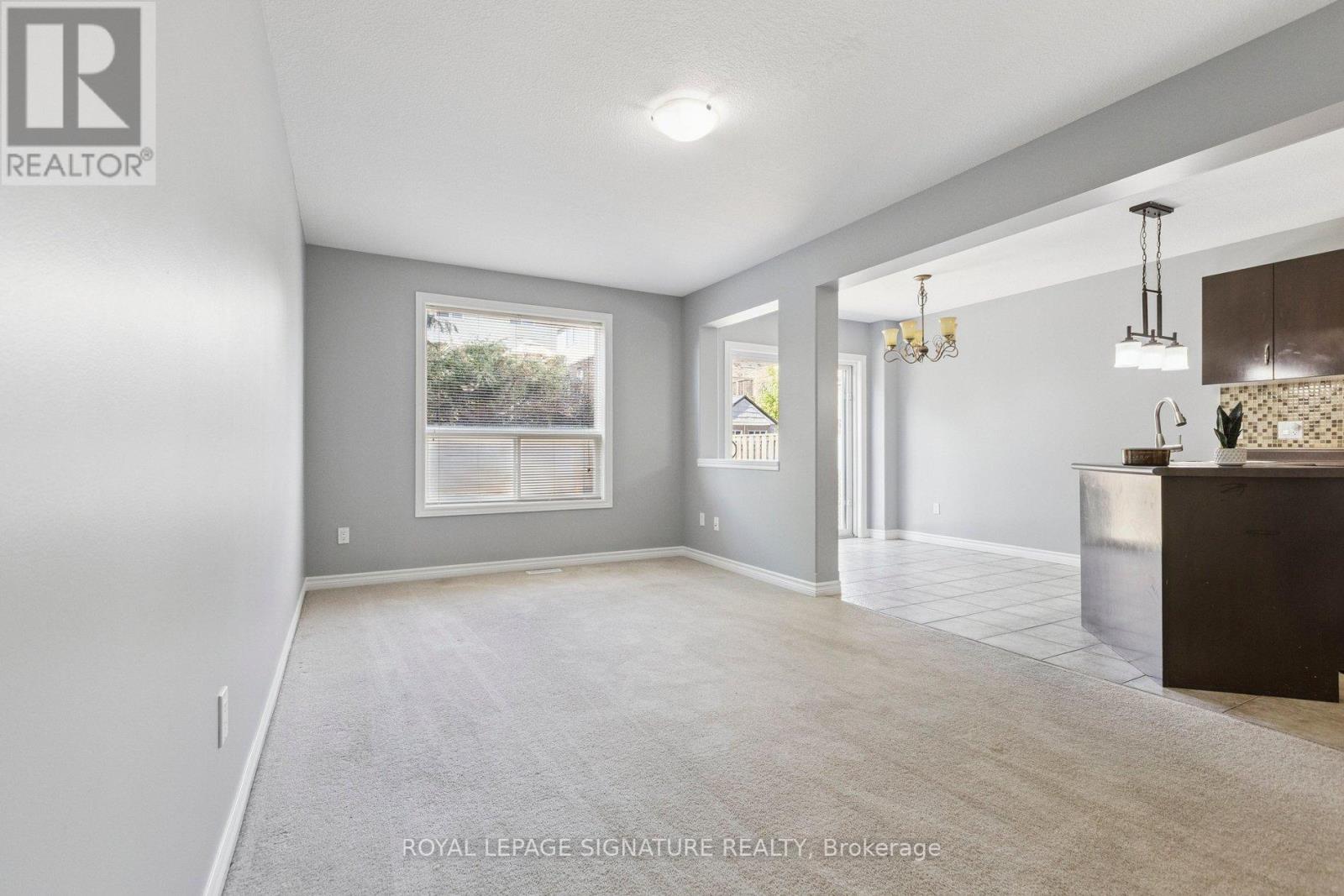 30 Vipond Street, Guelph, Ontario  N1E 0G9 - Photo 12 - X12360184