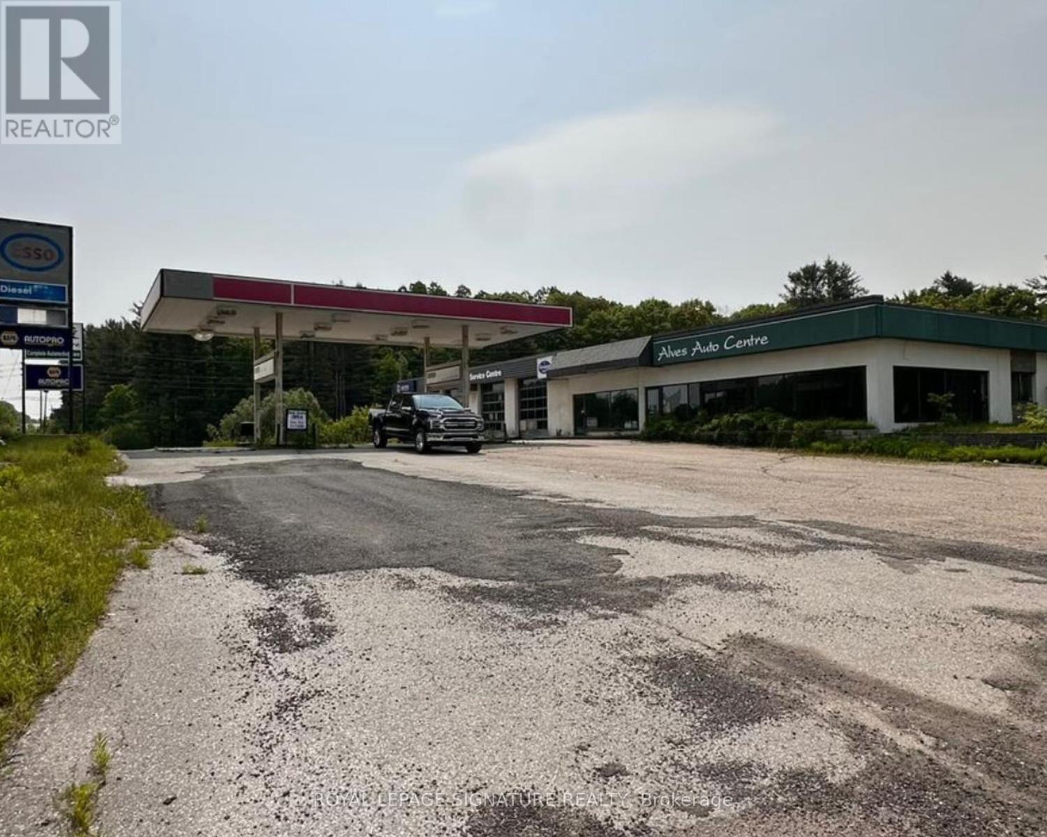 993 Lake Joseph Road, Seguin, Ontario  P2A 2W8 - Photo 14 - X12360218