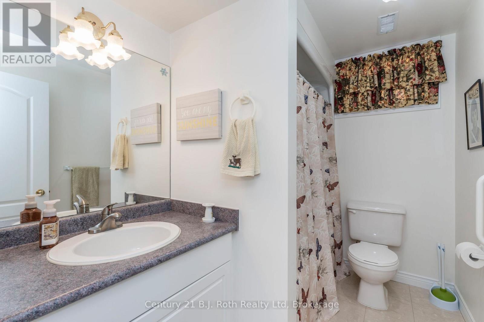 17 Charles Street, Penetanguishene, Ontario  L9M 2G6 - Photo 25 - S12360257