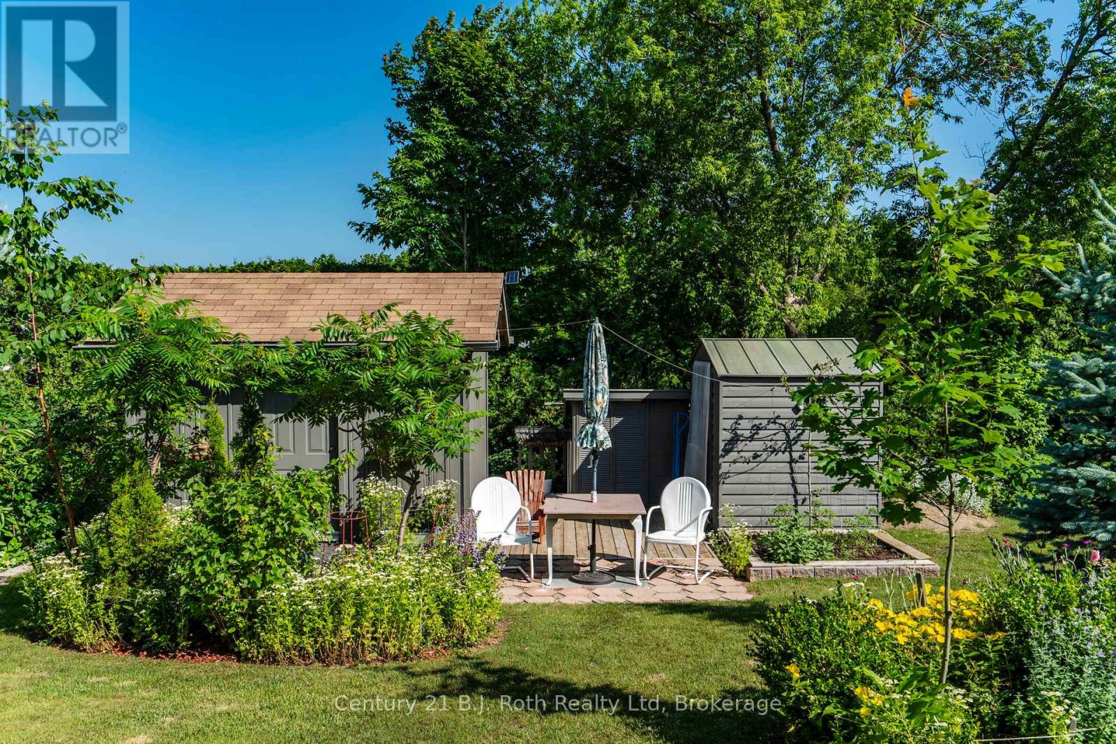 17 Charles Street, Penetanguishene, Ontario  L9M 2G6 - Photo 33 - S12360257