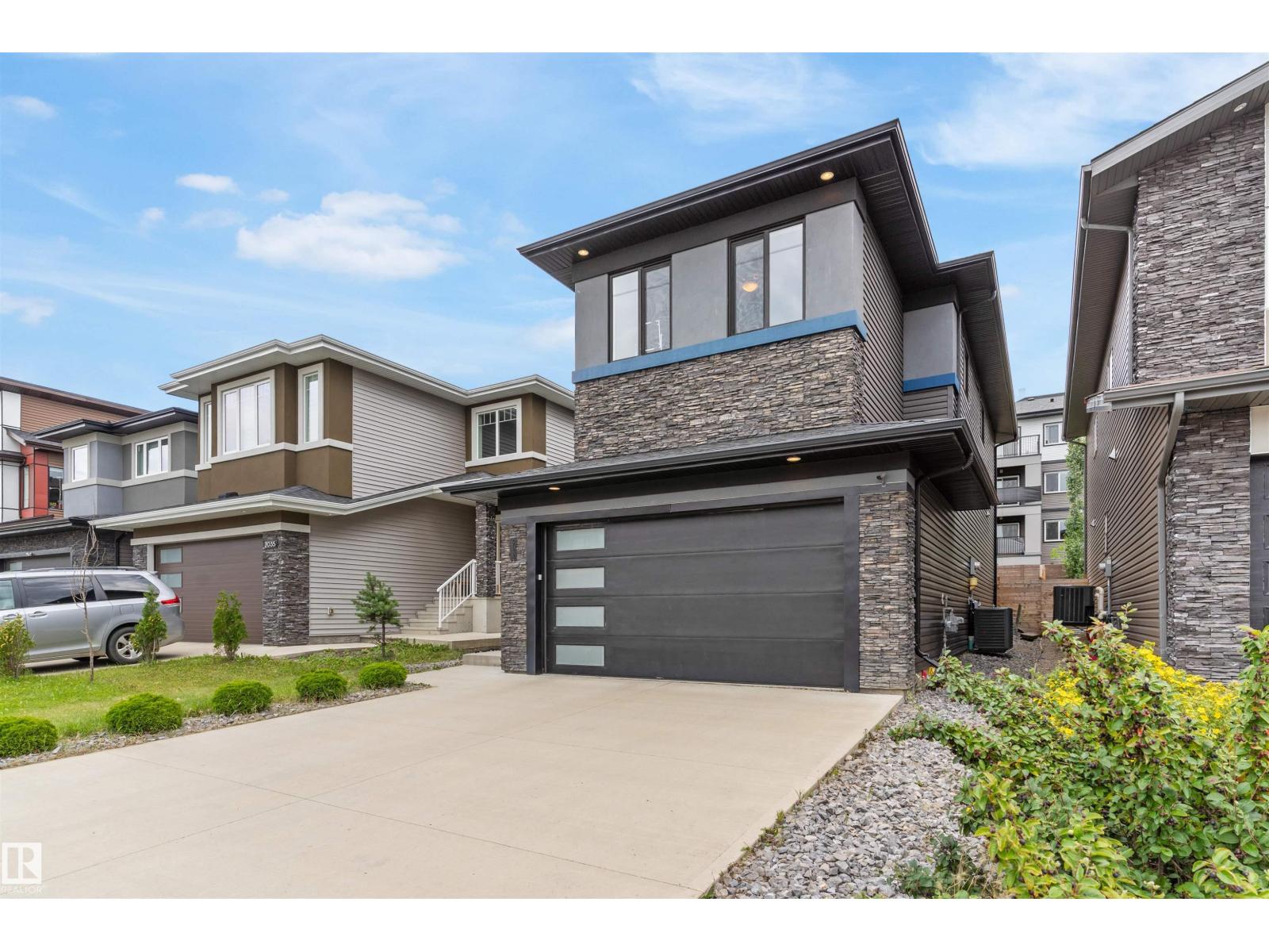 2033 Ware Rd Nw, Edmonton, Alberta  T6W 2W4 - Photo 1 - E4454326