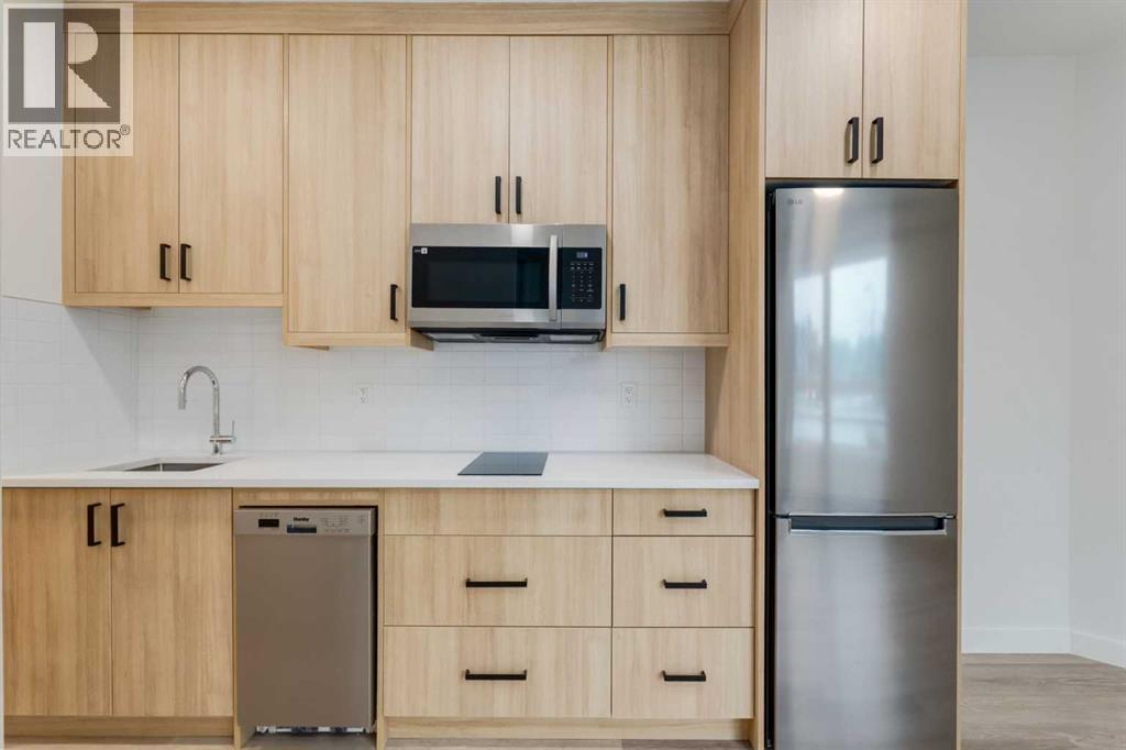 4909 Bowness Road Nw, Calgary, Alberta  T3B 1H1 - Photo 7 - A2239156