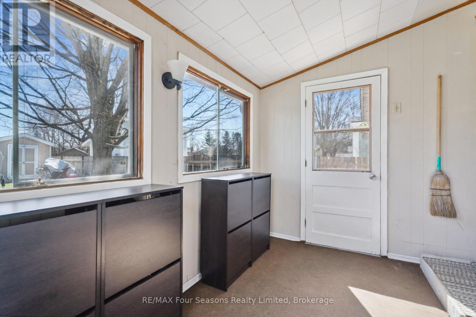 46 Erie Street, Collingwood, Ontario  L9Y 1P4 - Photo 21 - S12360276