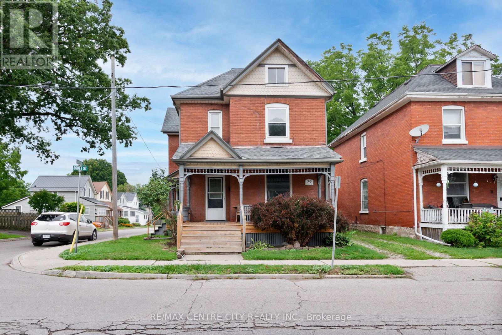 79 Scott Street, St. Thomas, Ontario  N5P 1L1 - Photo 1 - X12360337