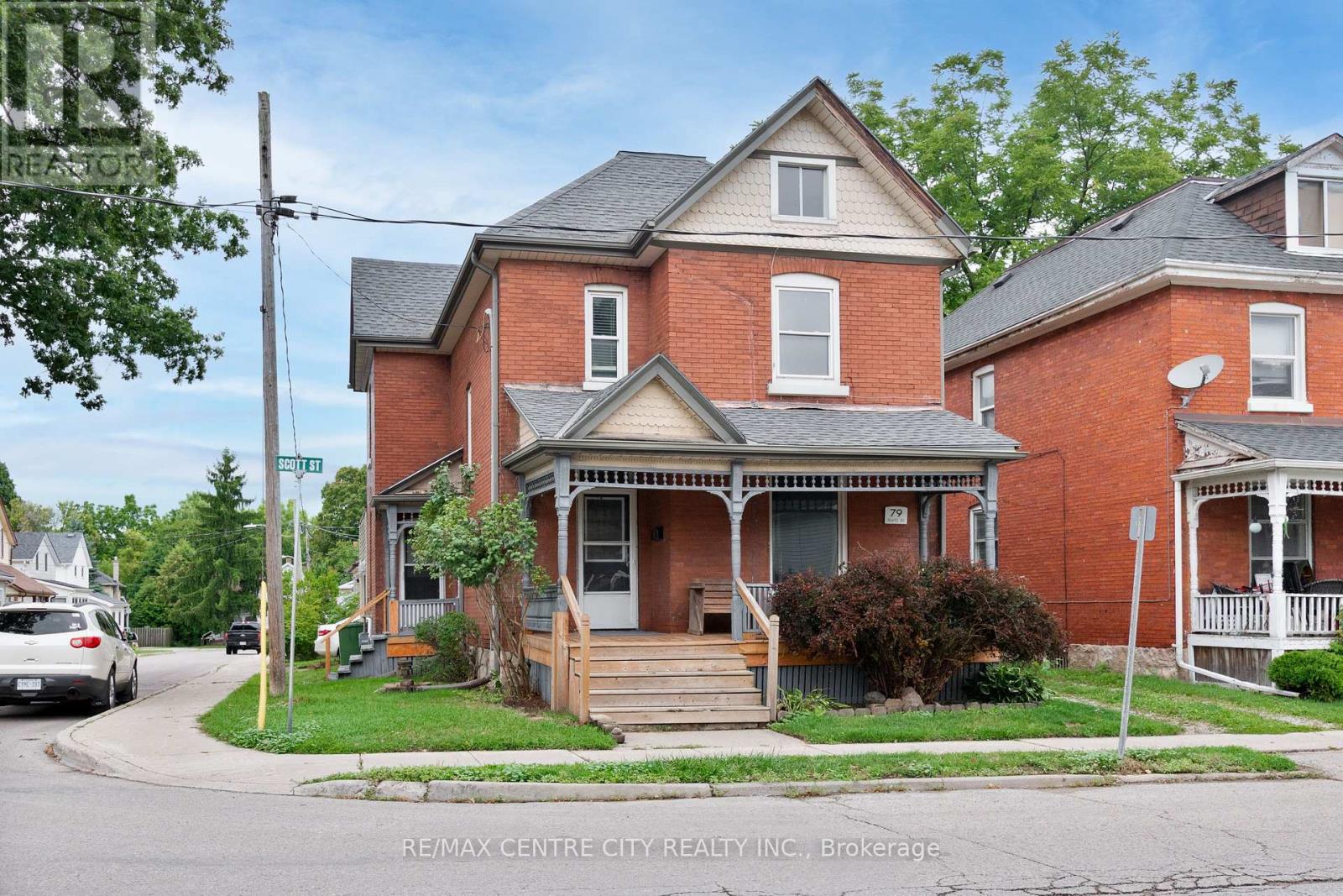 79 Scott Street, St. Thomas, Ontario  N5P 1L1 - Photo 3 - X12360337