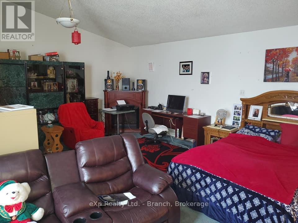 147 Government Road, Kirkland Lake, Ontario  P0K 1J0 - Photo 22 - T12360299