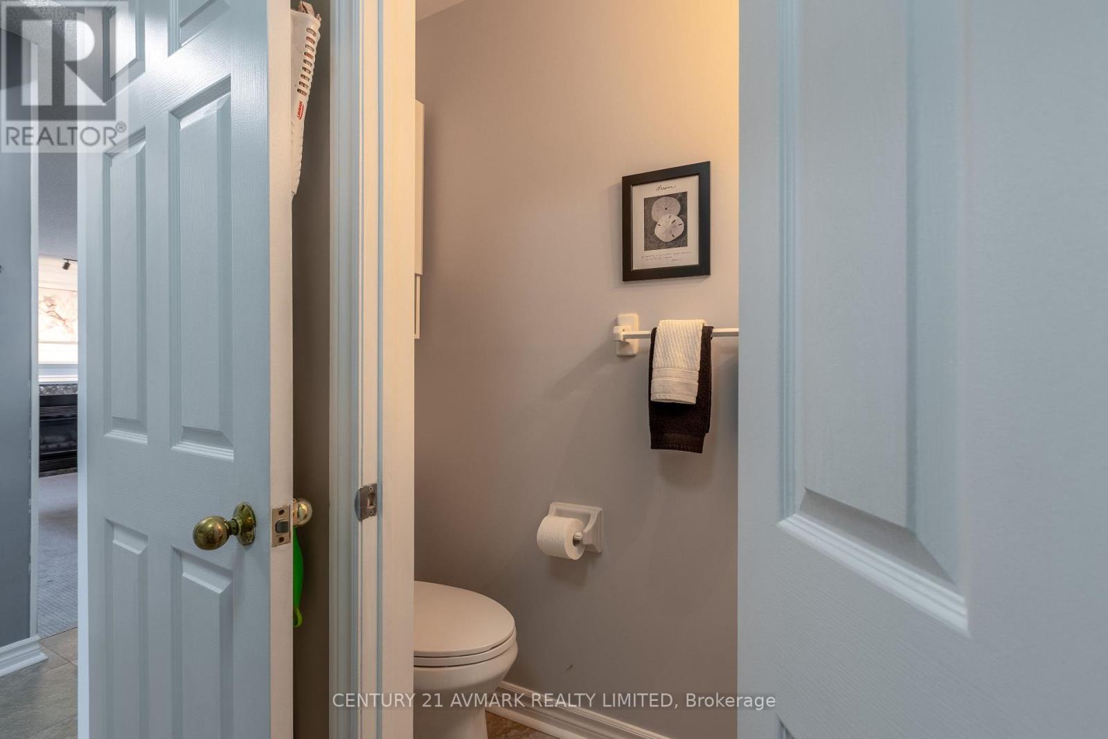 154 Michael Drive, Welland, Ontario  L3C 7B7 - Photo 25 - X12360285