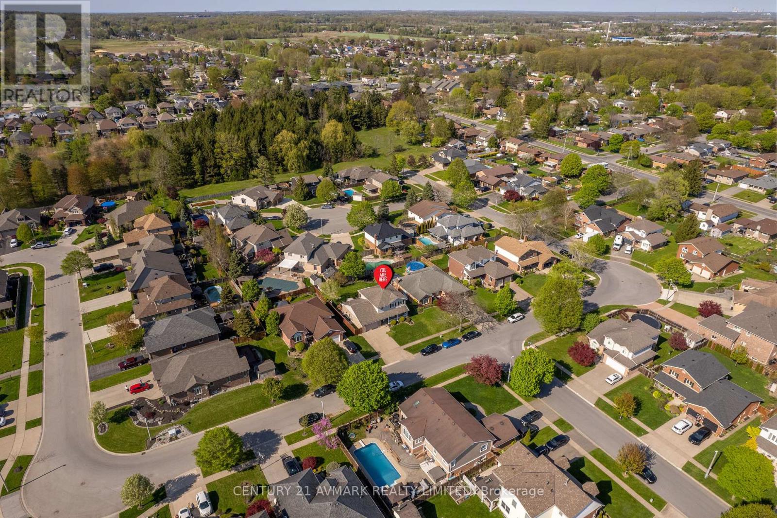 154 Michael Drive, Welland, Ontario  L3C 7B7 - Photo 39 - X12360285