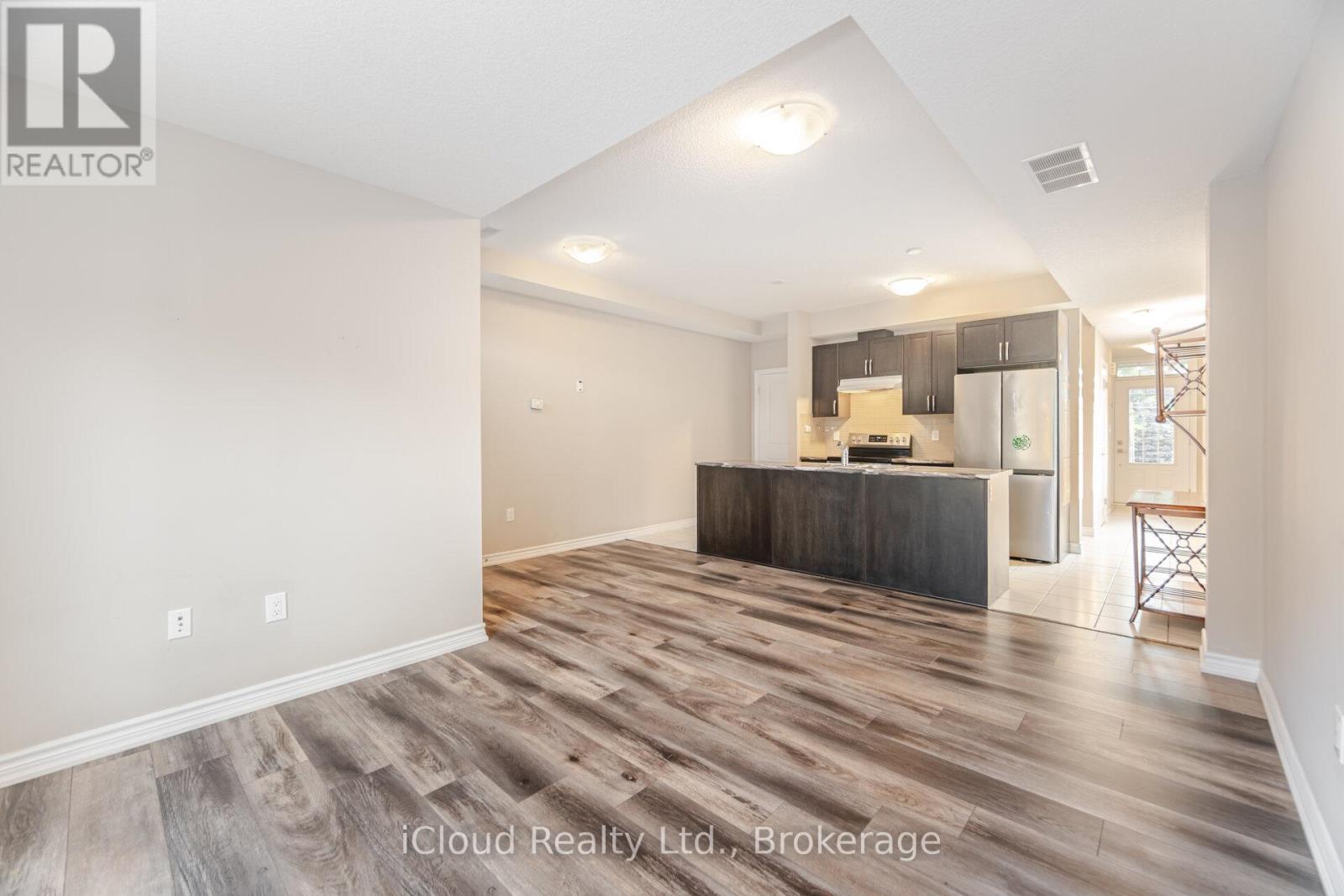 91 - 445 Ontario Street, Milton, Ontario  L9T 9K4 - Photo 13 - W12360267