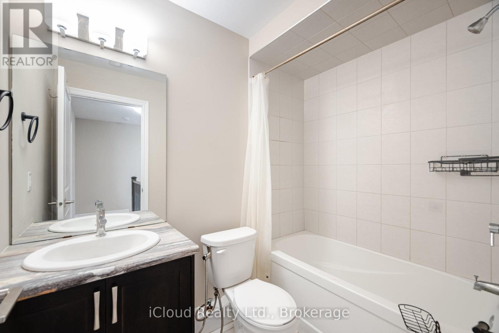91 - 445 Ontario Street, Milton, Ontario  L9T 9K4 - Photo 44 - W12360267
