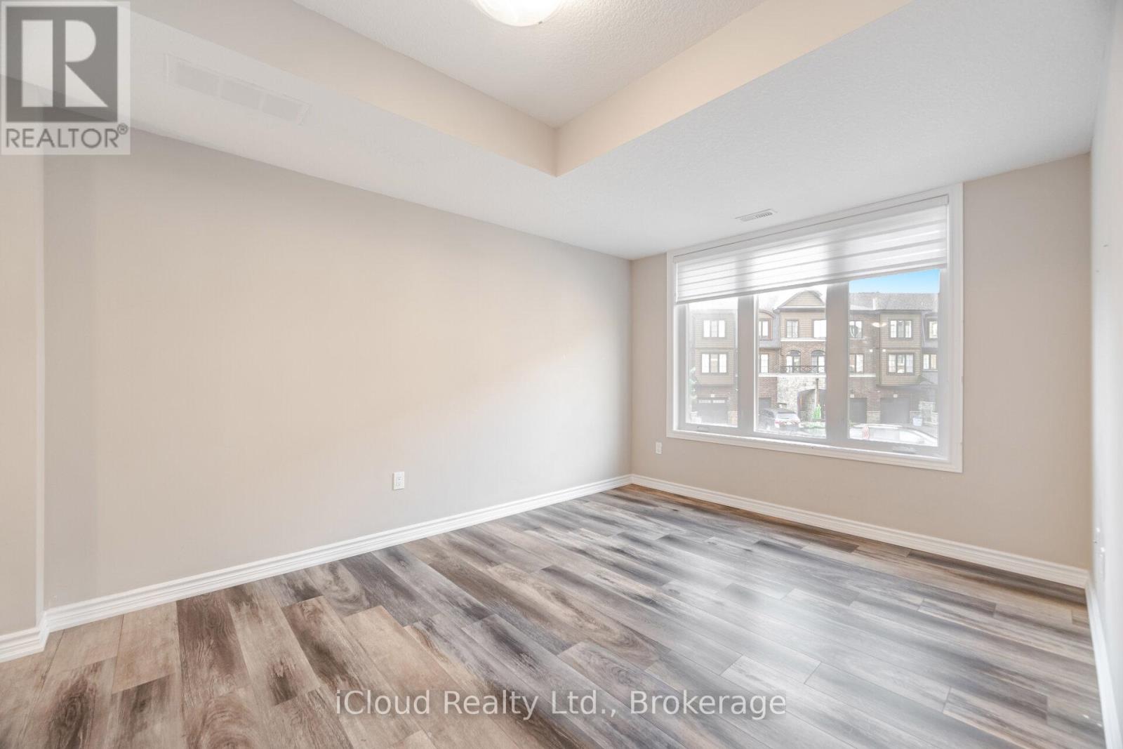 91 - 445 Ontario Street, Milton, Ontario  L9T 9K4 - Photo 12 - W12360269