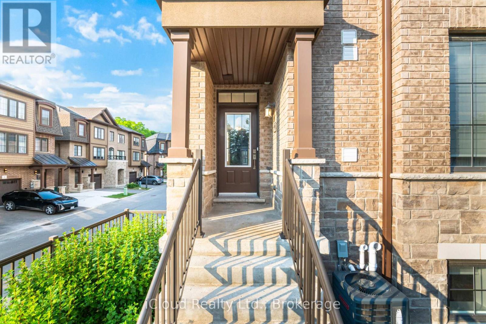 91 - 445 Ontario Street, Milton, Ontario  L9T 9K4 - Photo 4 - W12360269