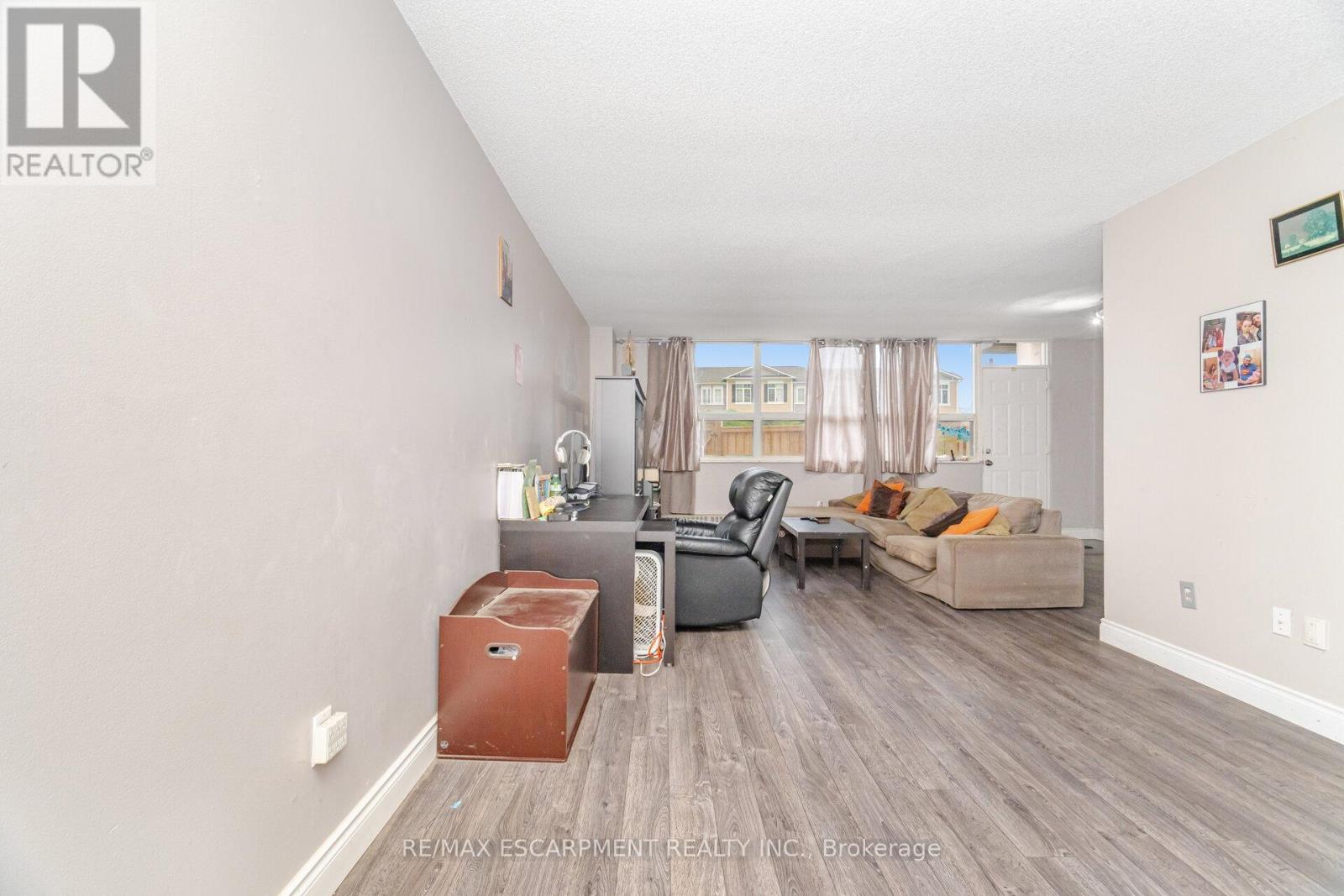 Property at 14 - 15 ALBRIGHT ROAD image 4