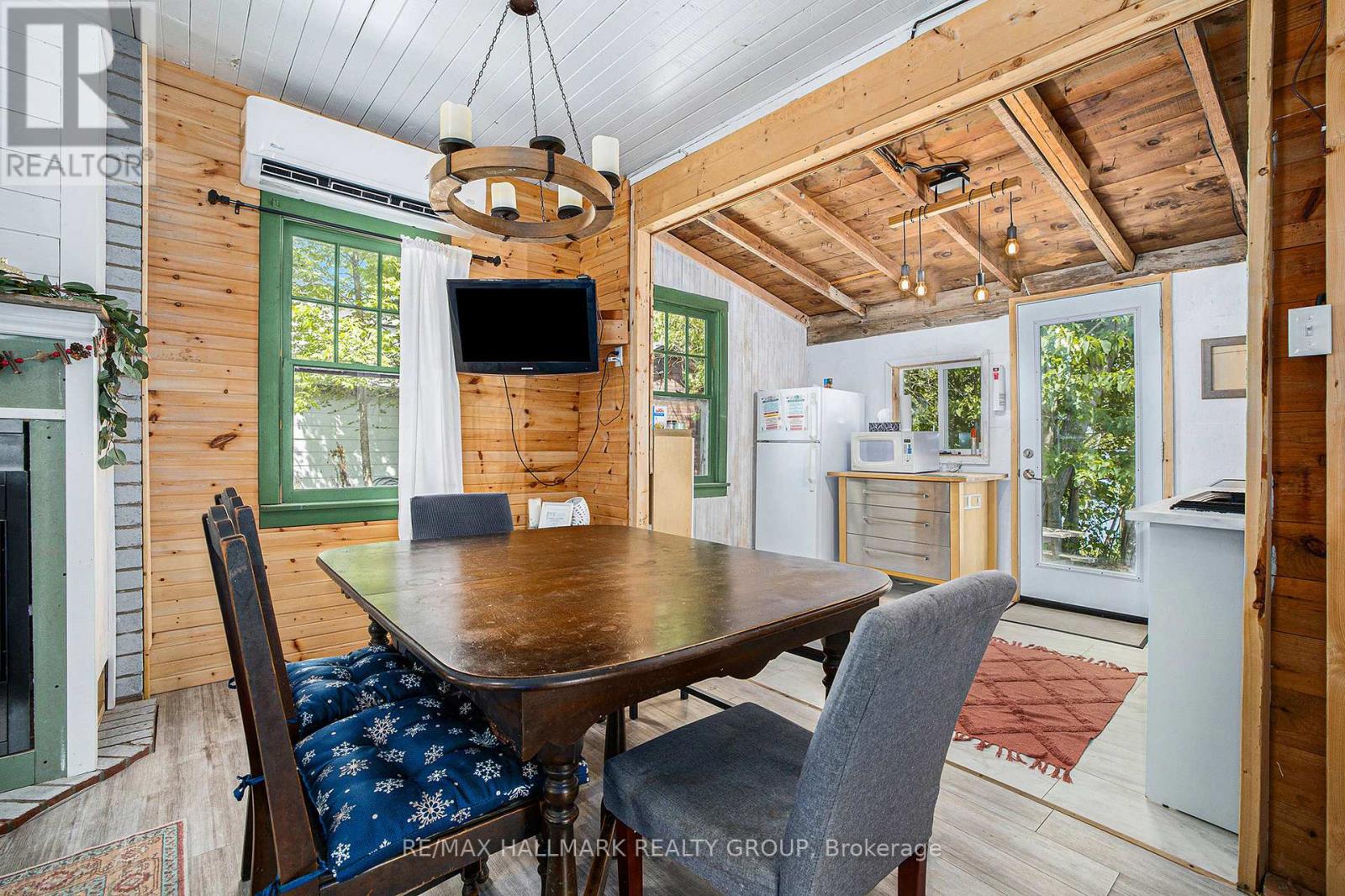 754 Forest Park Road, Laurentian Valley, Ontario  K8A 6W2 - Photo 26 - X12347444