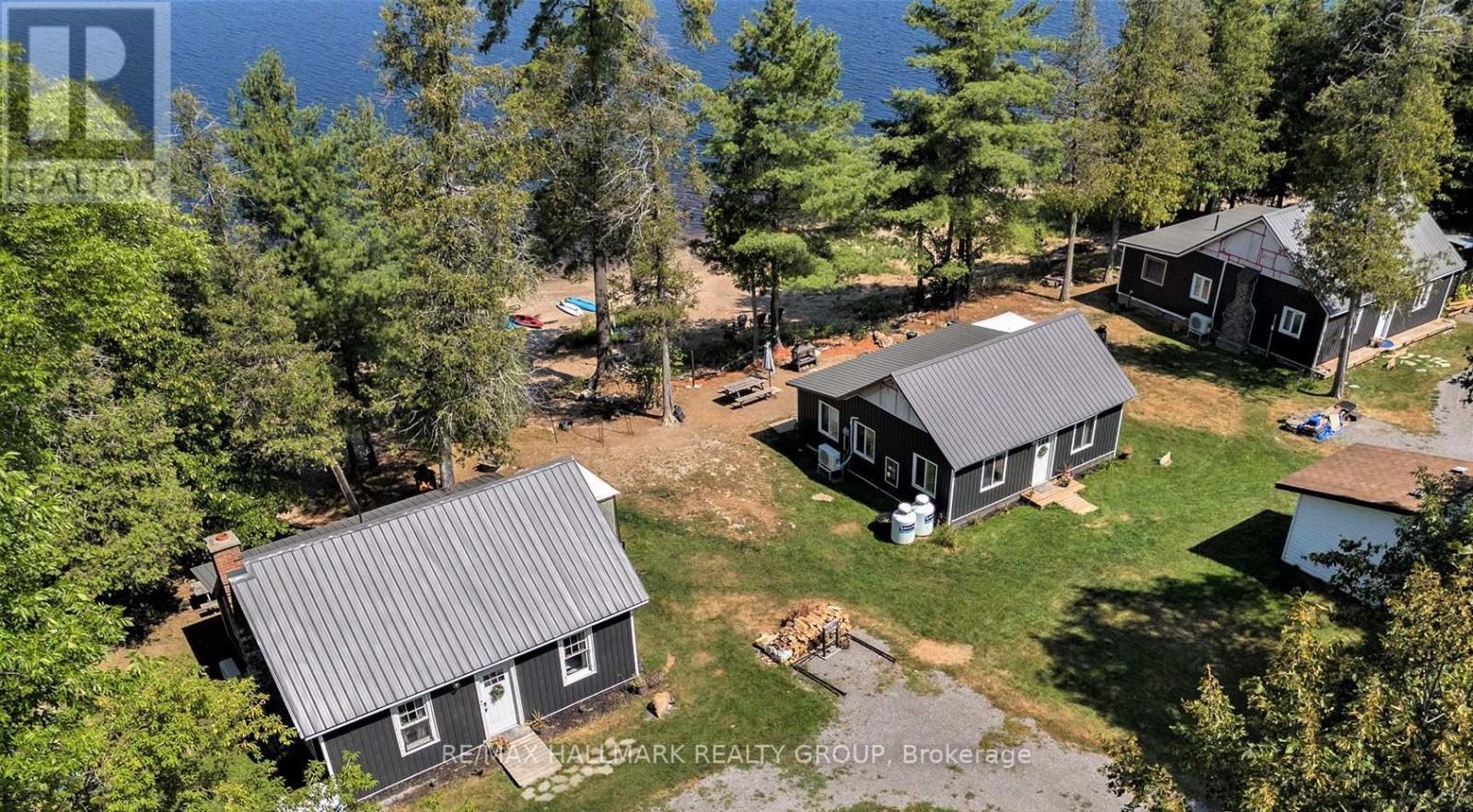 754 Forest Park Road, Laurentian Valley, Ontario  K8A 6W2 - Photo 3 - X12347444
