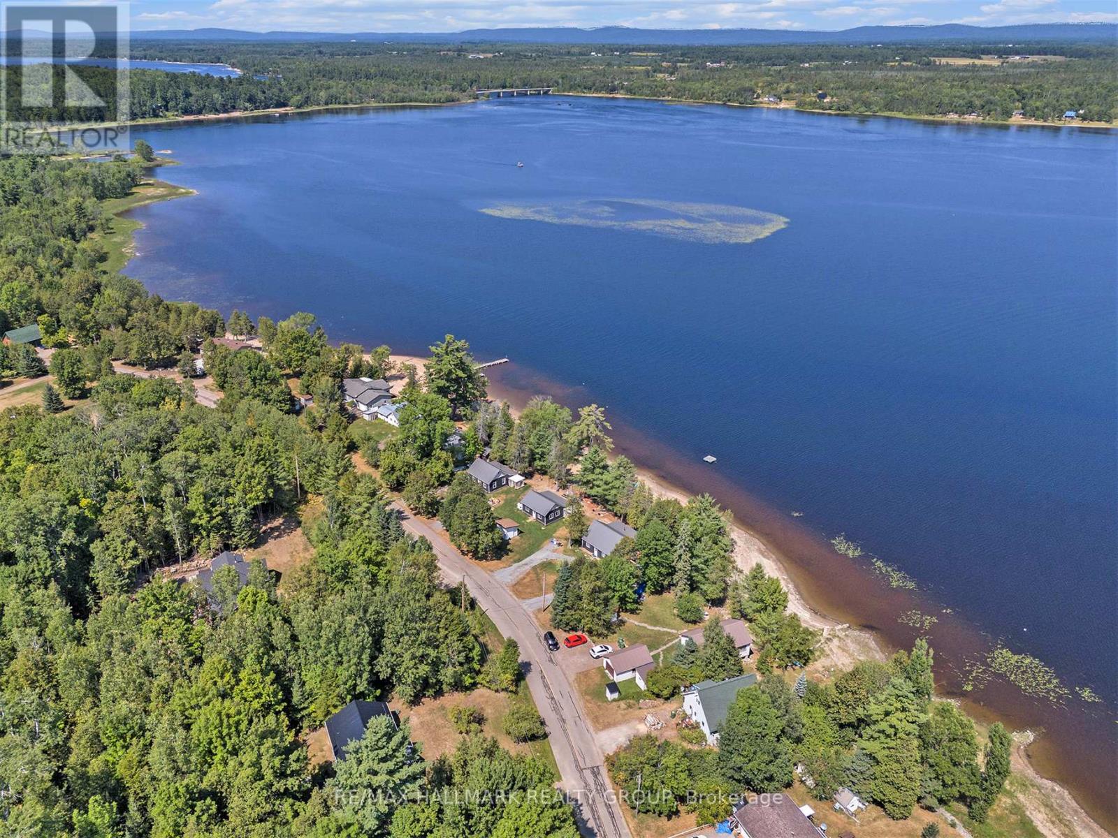 754 Forest Park Road, Laurentian Valley, Ontario  K8A 6W2 - Photo 44 - X12347444