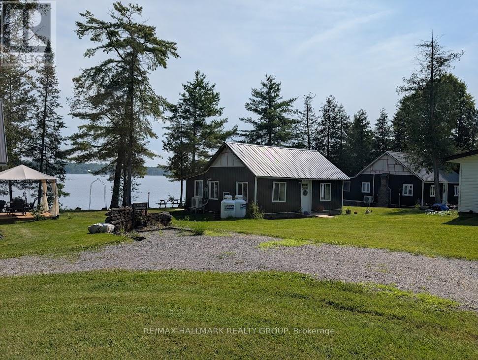 754 Forest Park Road, Laurentian Valley, Ontario  K8A 6W2 - Photo 5 - X12347444