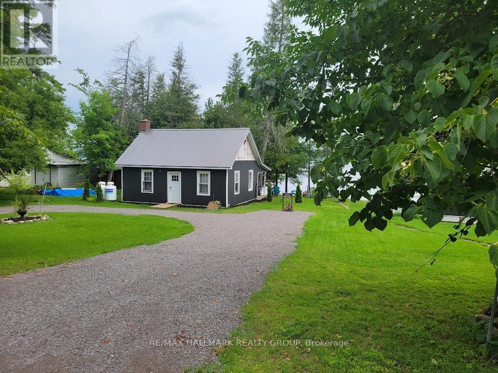 754 Forest Park Road, Laurentian Valley, Ontario  K8A 6W2 - Photo 8 - X12347444