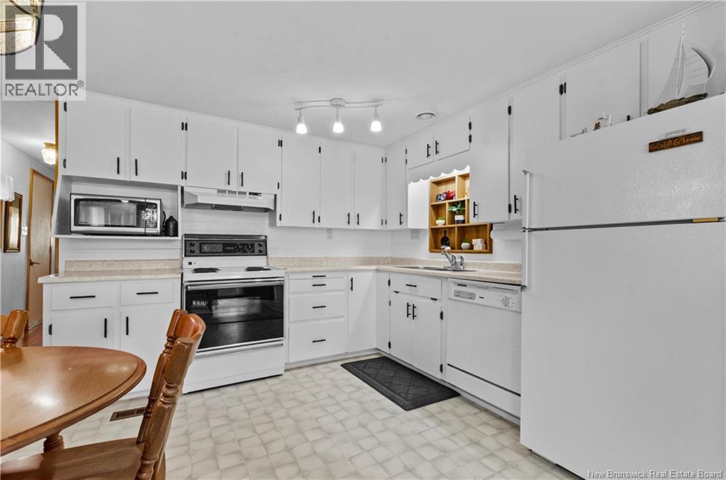 5271 Route 105, Whites Cove, New Brunswick  E4C 3H1 - Photo 31 - NB123808