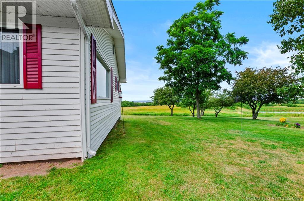 5271 Route 105, Whites Cove, New Brunswick  E4C 3H1 - Photo 17 - NB123808
