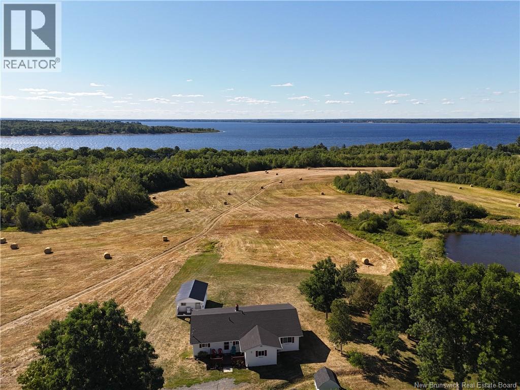 5271 Route 105, Whites Cove, New Brunswick  E4C 3H1 - Photo 2 - NB123808