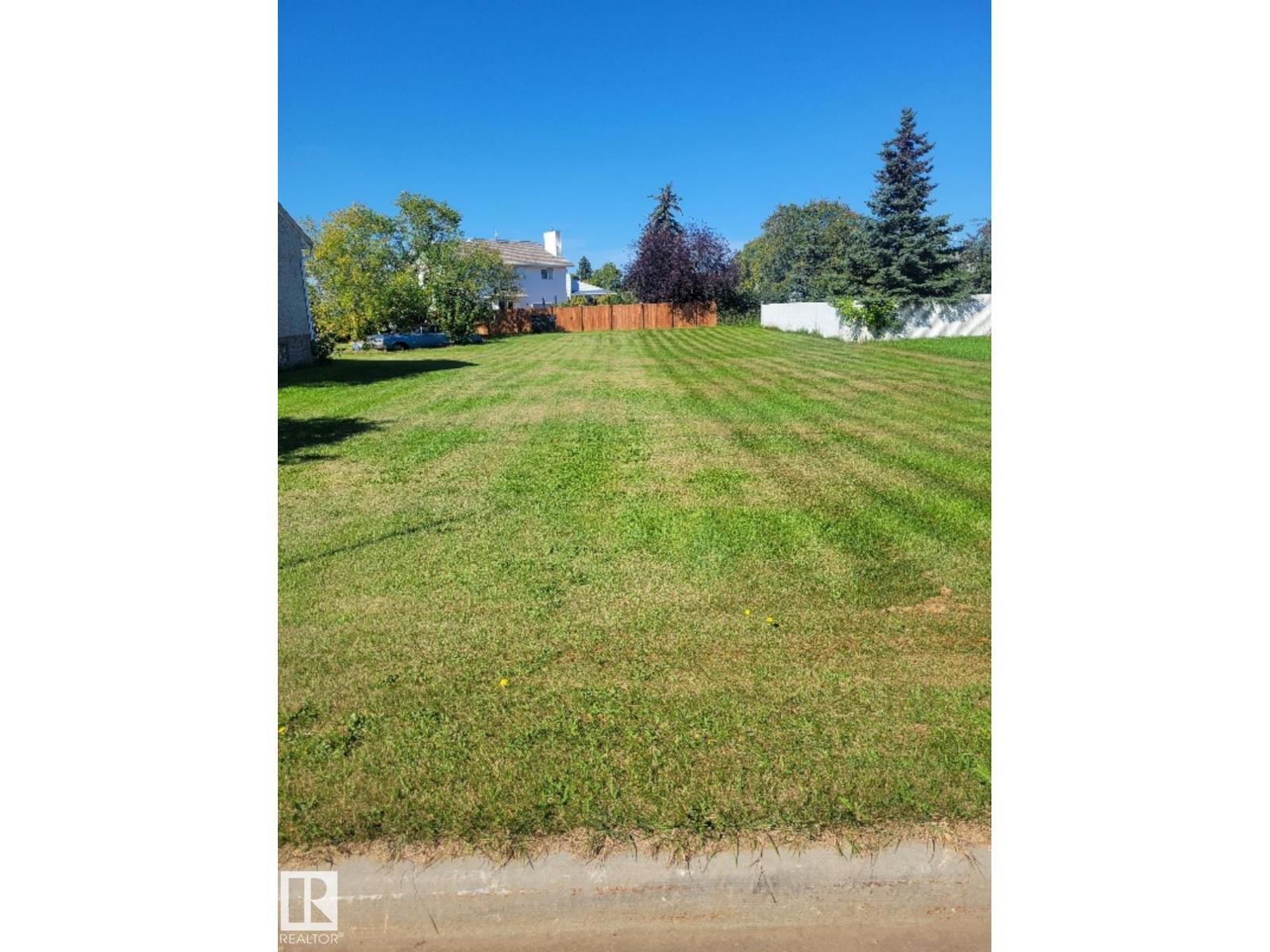 5906 49 ST, Tofield, Alberta