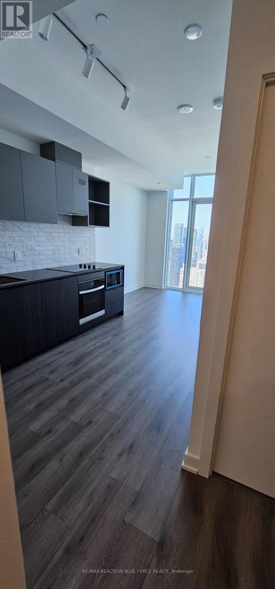 Ph05 - 252 Church Street, Toronto, Ontario  M5B 0E6 - Photo 8 - C12360312