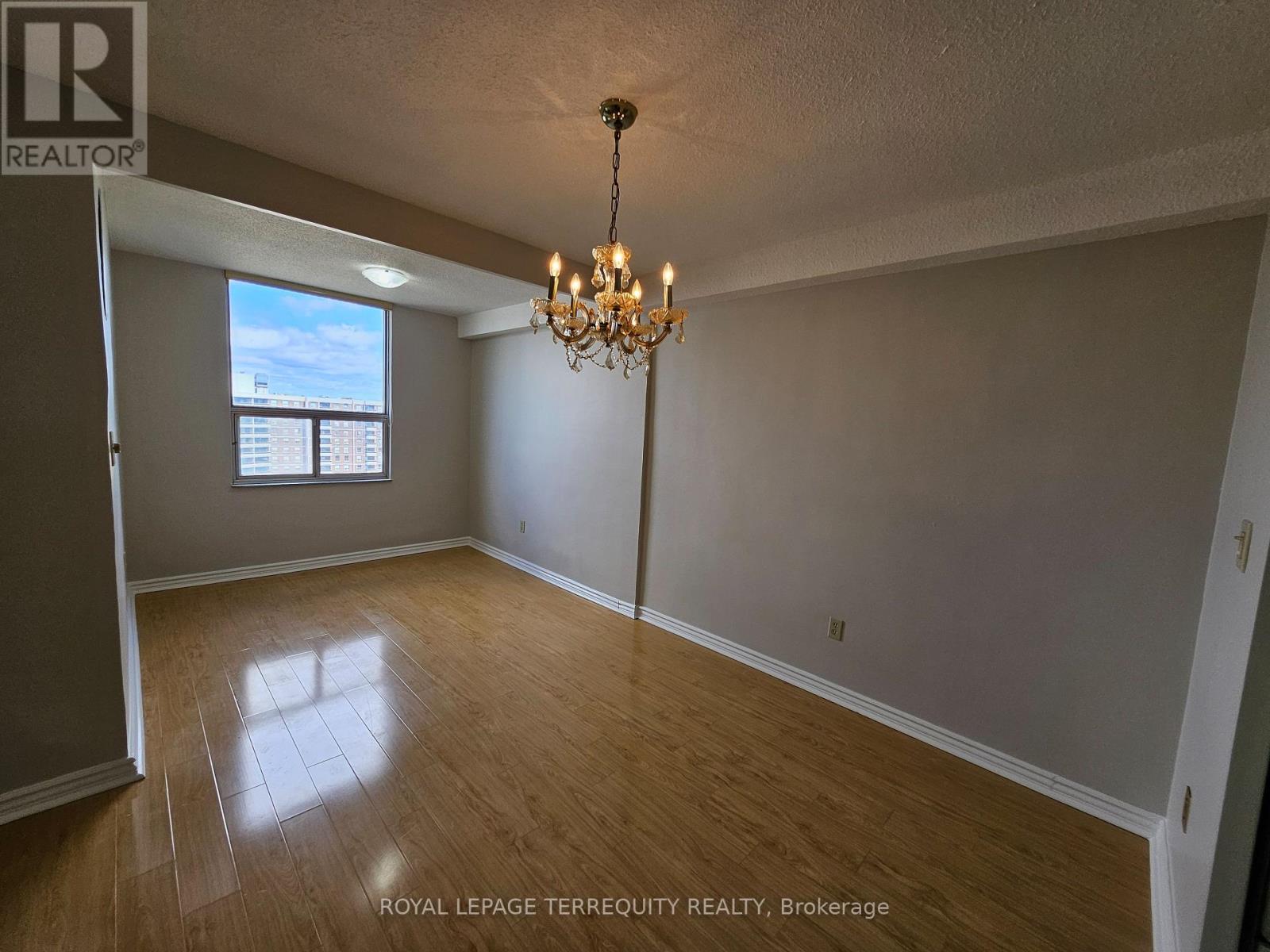 1402 - 5 Shady Golfway, Toronto, Ontario  M3C 3A5 - Photo 11 - C12360323