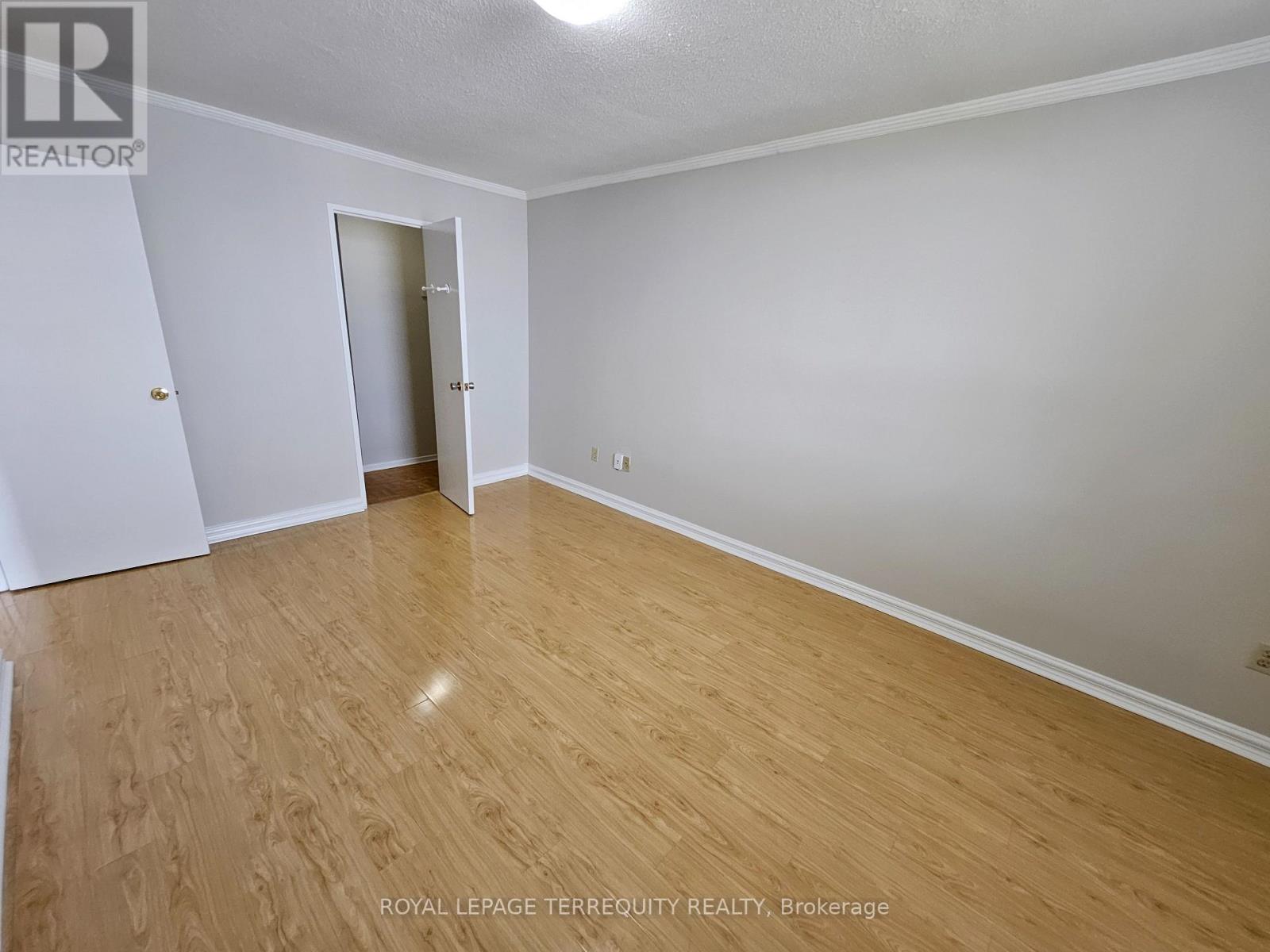 1402 - 5 Shady Golfway, Toronto, Ontario  M3C 3A5 - Photo 18 - C12360323